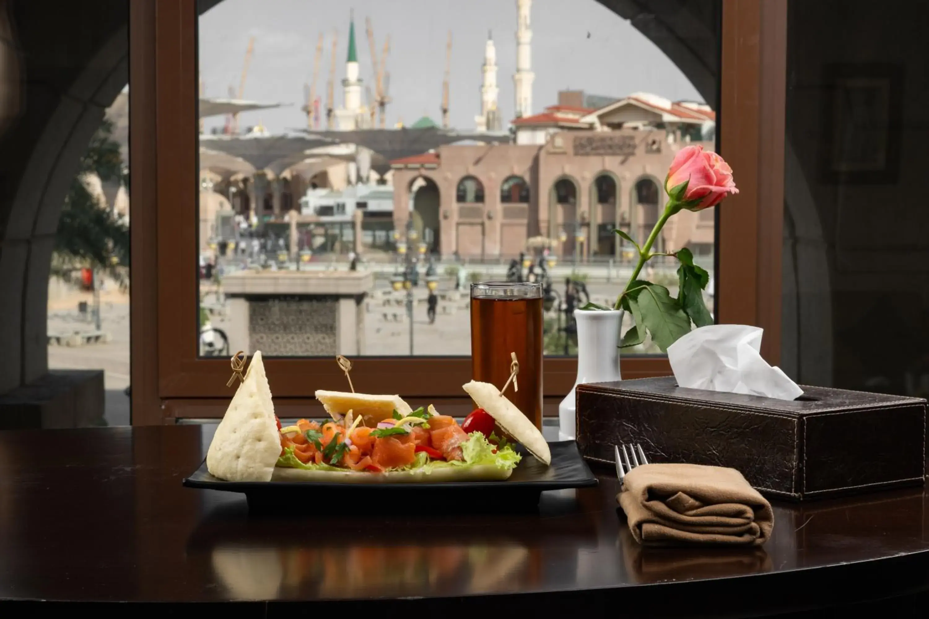 Coffee/tea facilities in Taiba Madinah Hotel