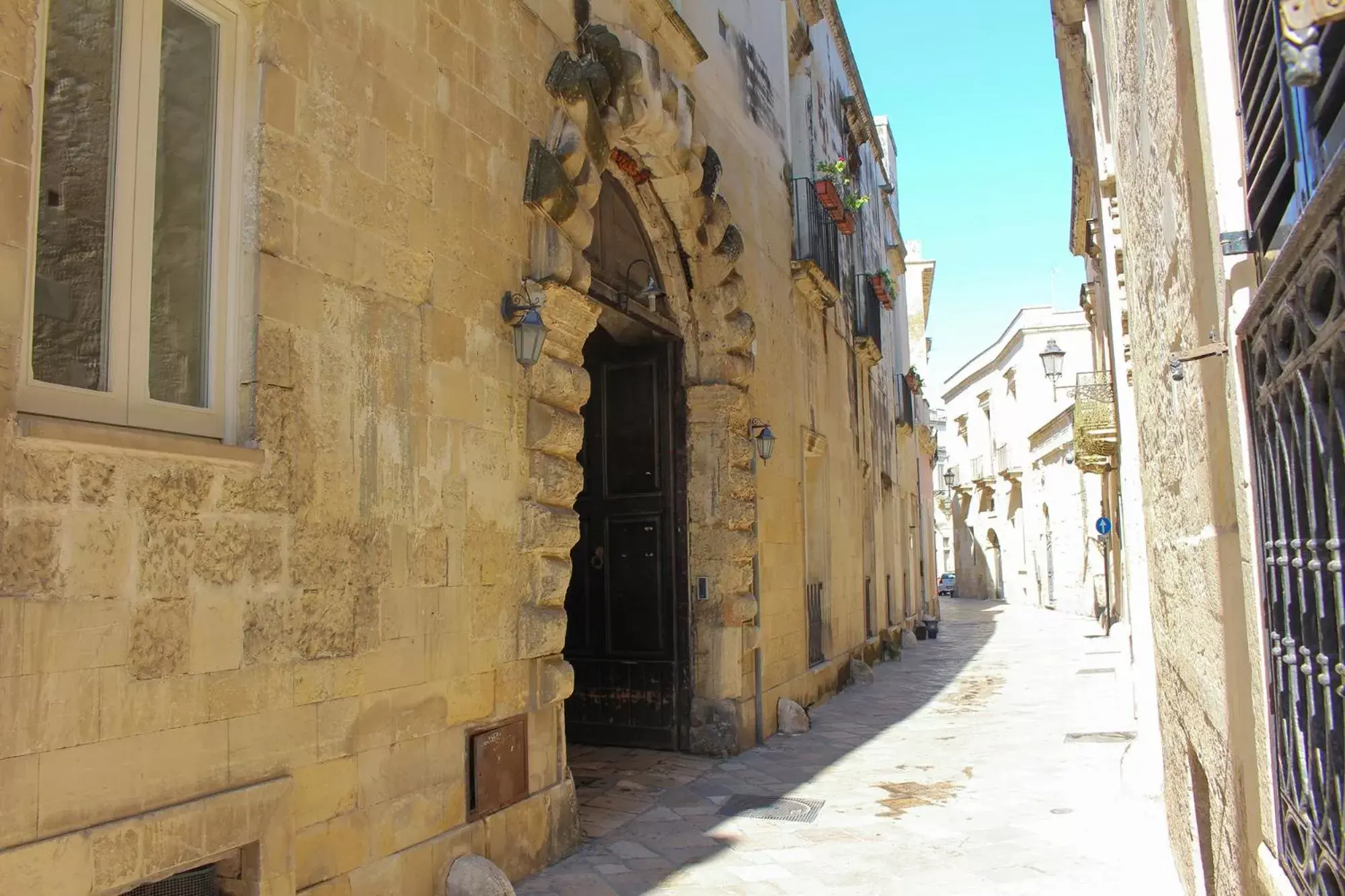 Facade/entrance in B&B Palazzo Sambiasi