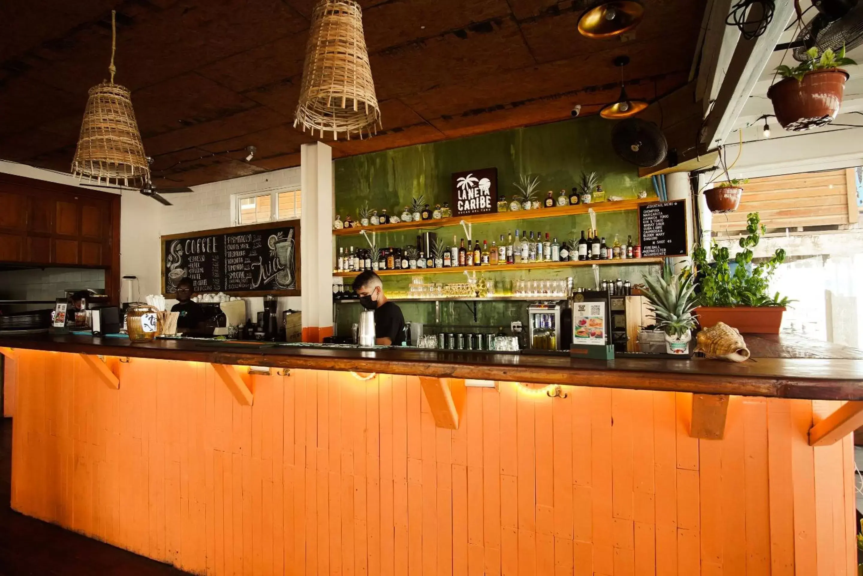 Lounge or bar in Selina Bocas del Toro