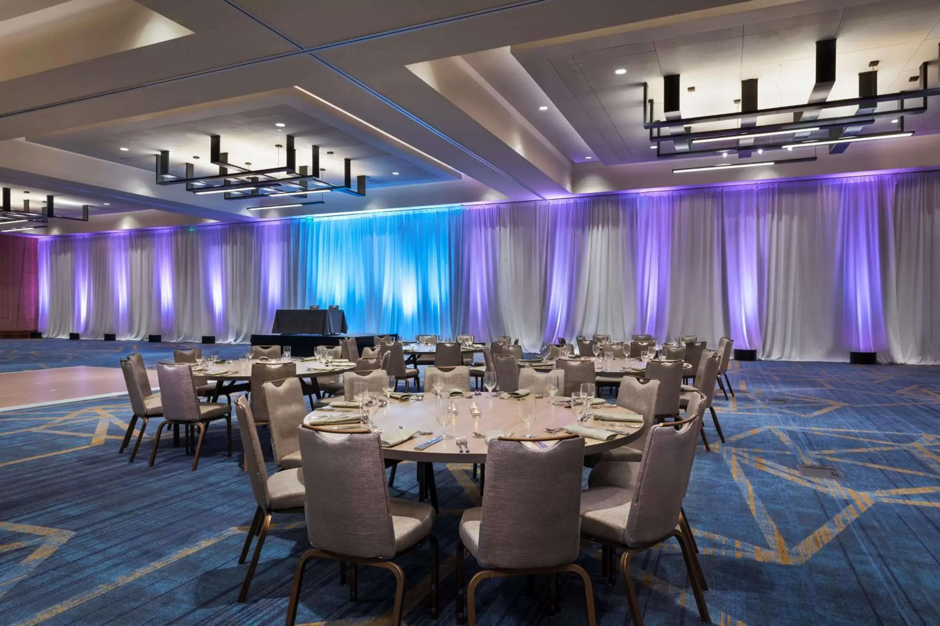 Banquet/Function facilities, Restaurant/Places to Eat in The Westin Irving Convention Center at Las Colinas