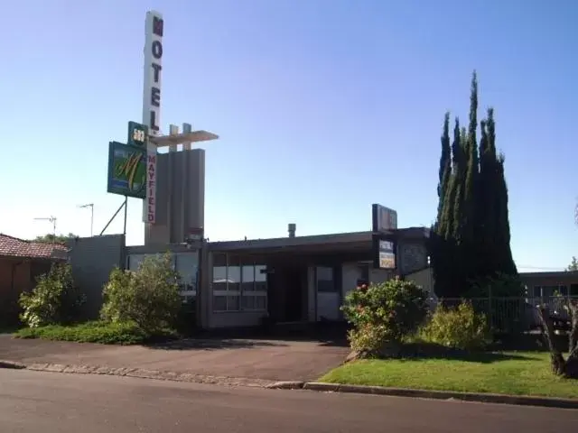 Facade/entrance, Property Building in Mayfield Motel