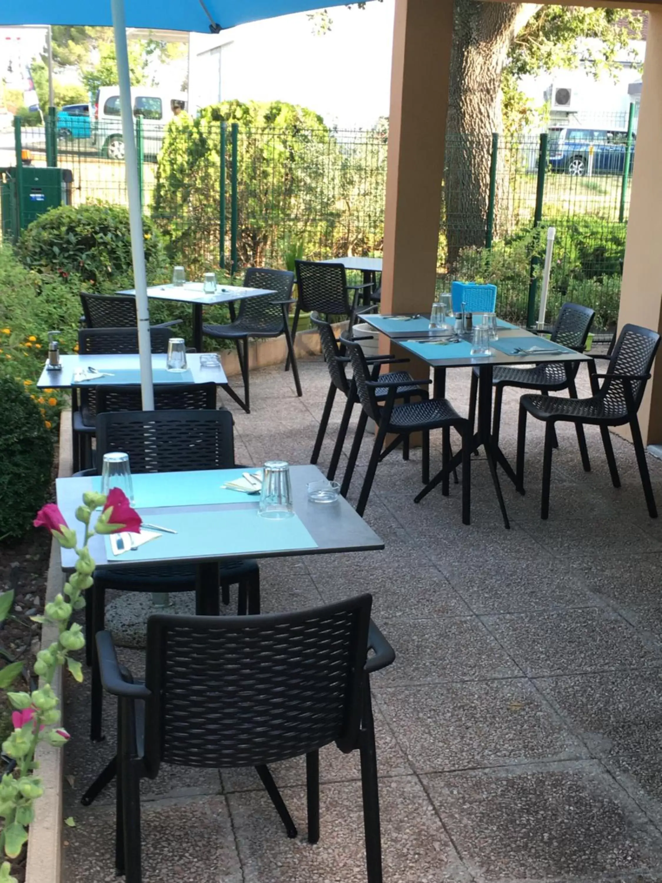 Restaurant/Places to Eat in Kyriad Direct Marseille Ouest - Martigues