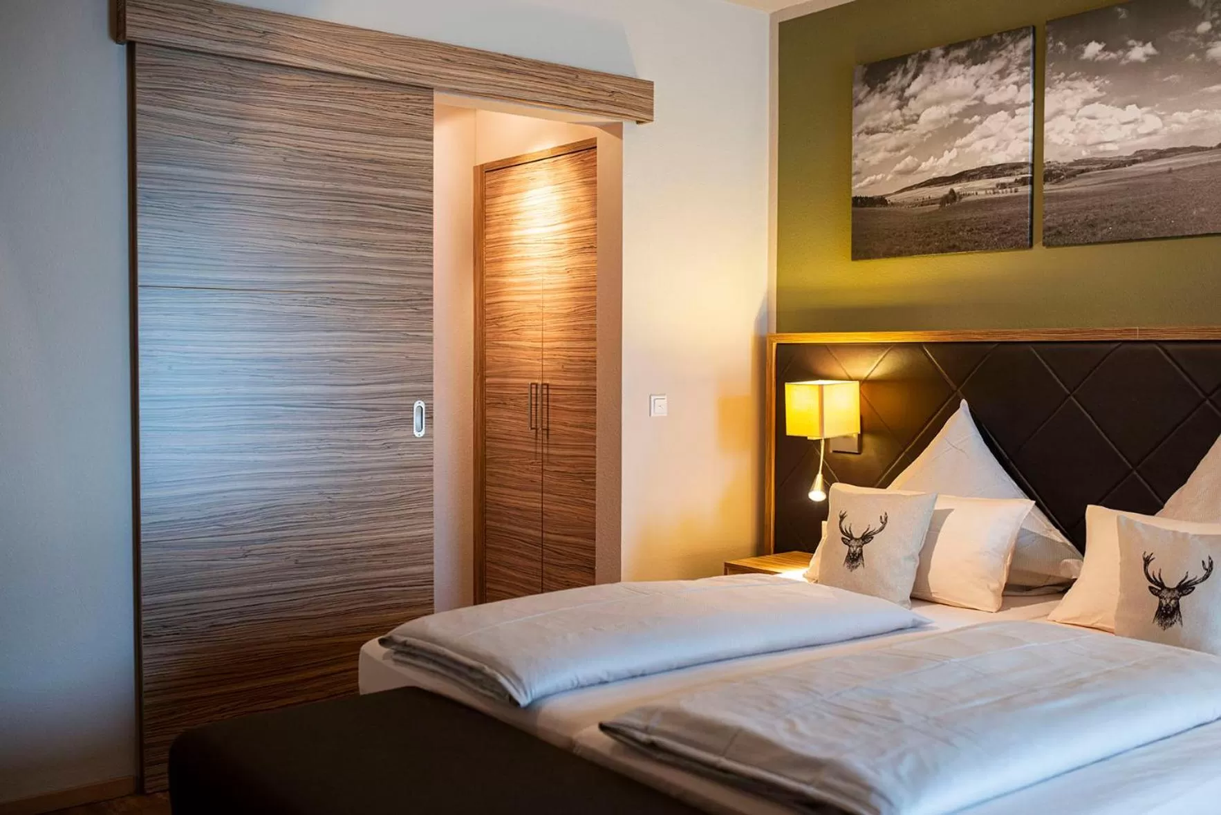 Bed in Müller´s Landhotel