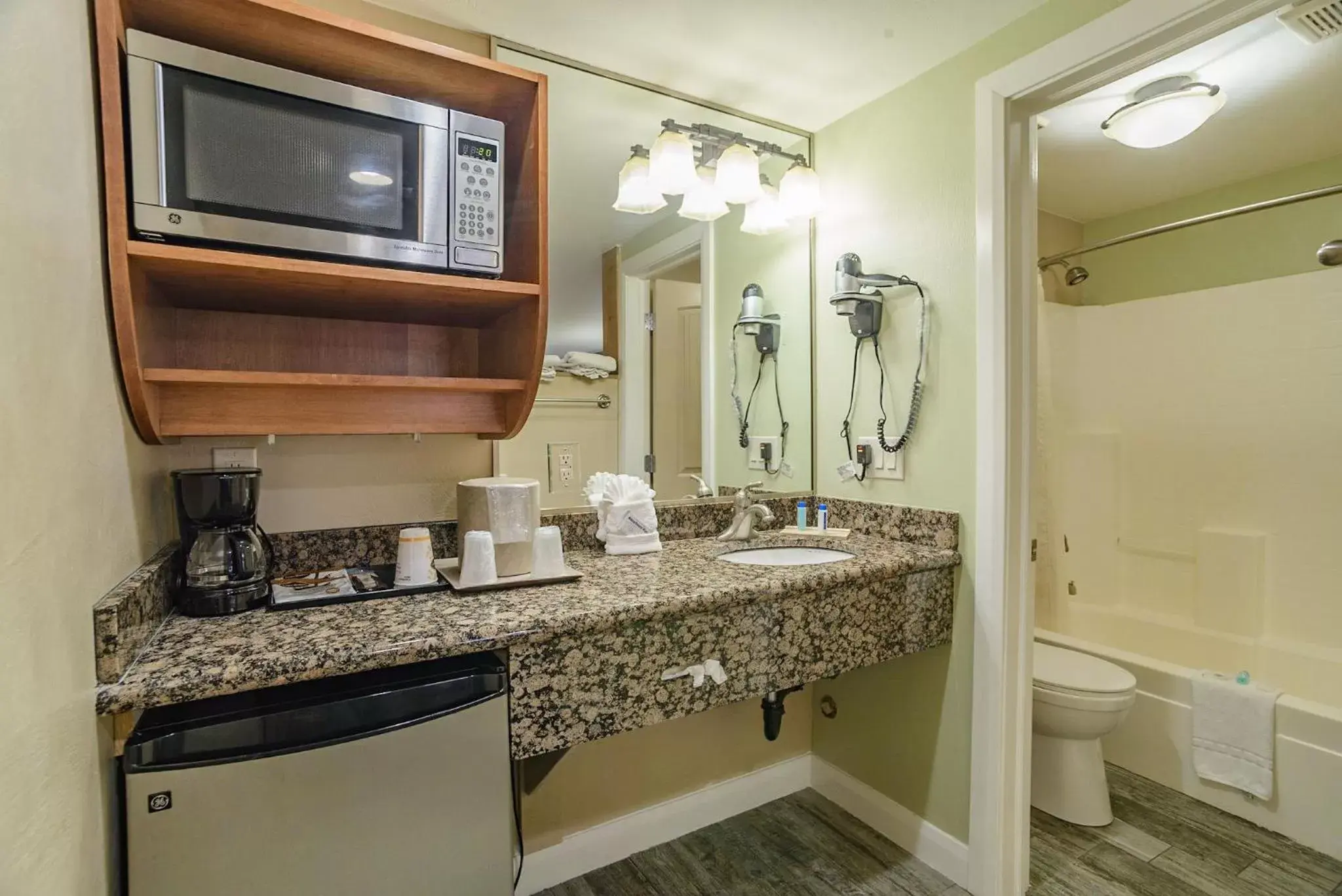 Bathroom in Pioneer Lodge Zion National Park-Springdale