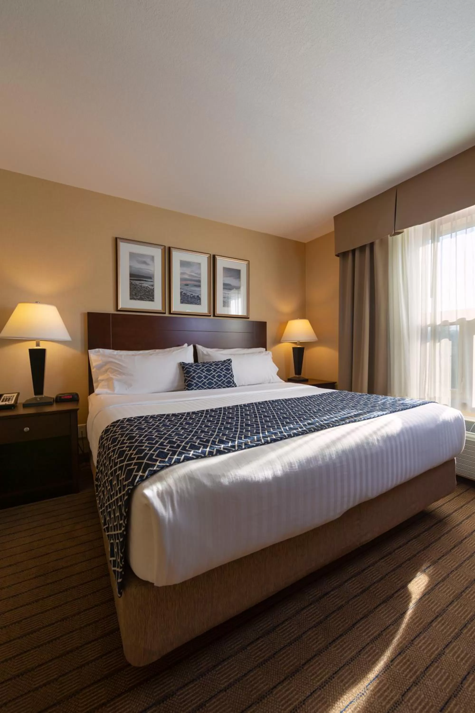 Bed in Bayview Hotel