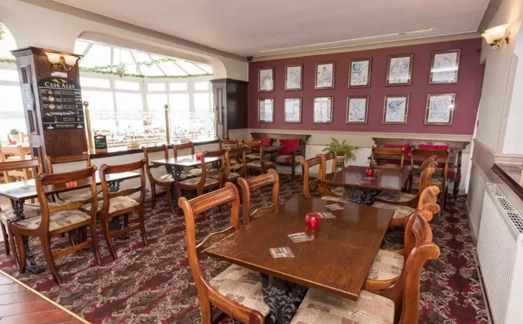 Dining area, Restaurant/Places to Eat in Trecastell Hotel