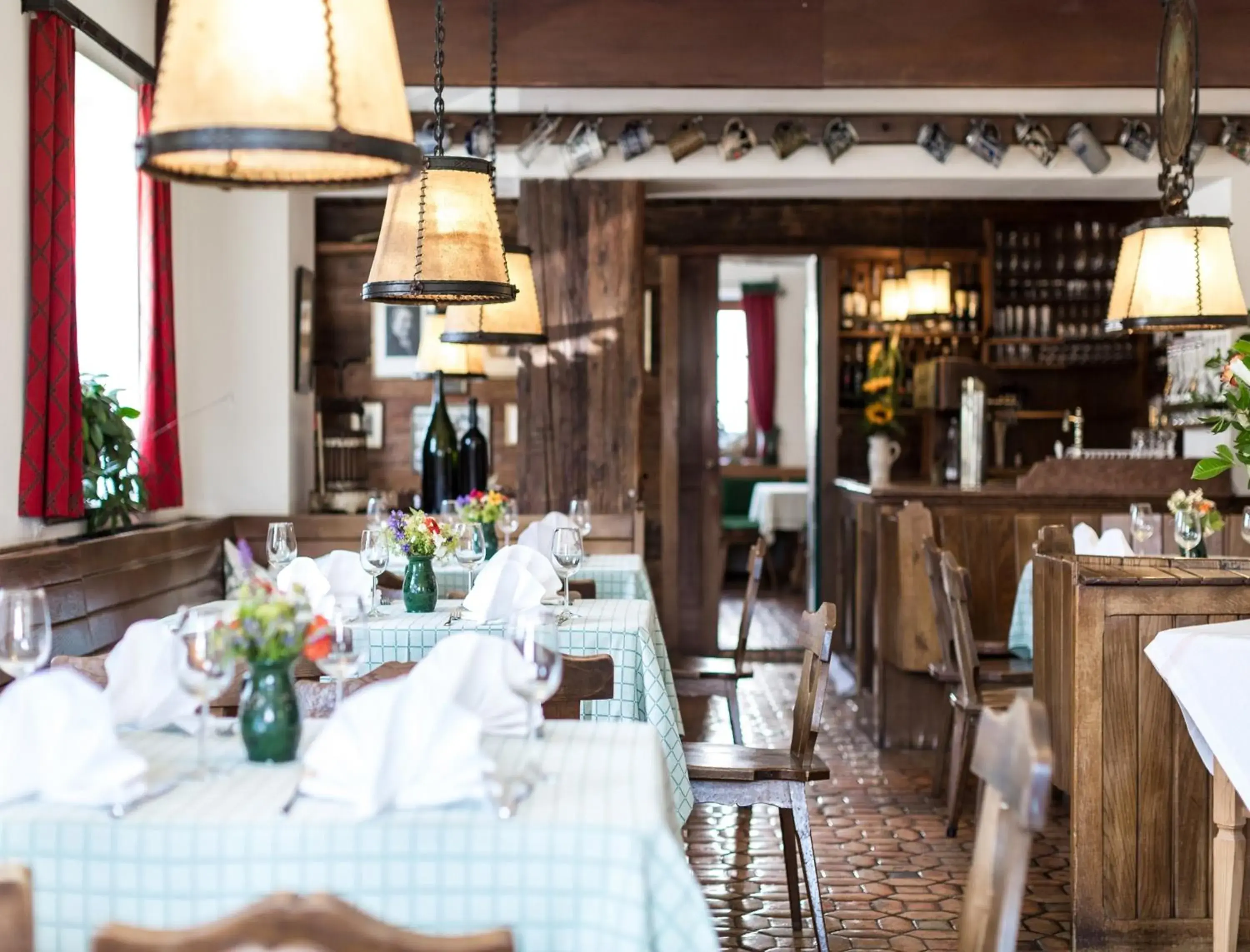 Restaurant/Places to Eat in Salzburg Hotel Holznerwirt