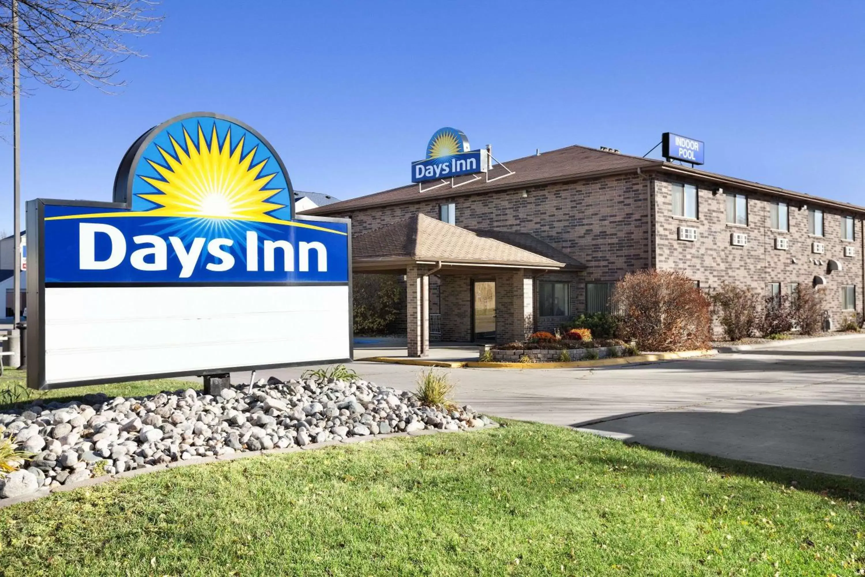 Property building in Days Inn by Wyndham Columbia Mall