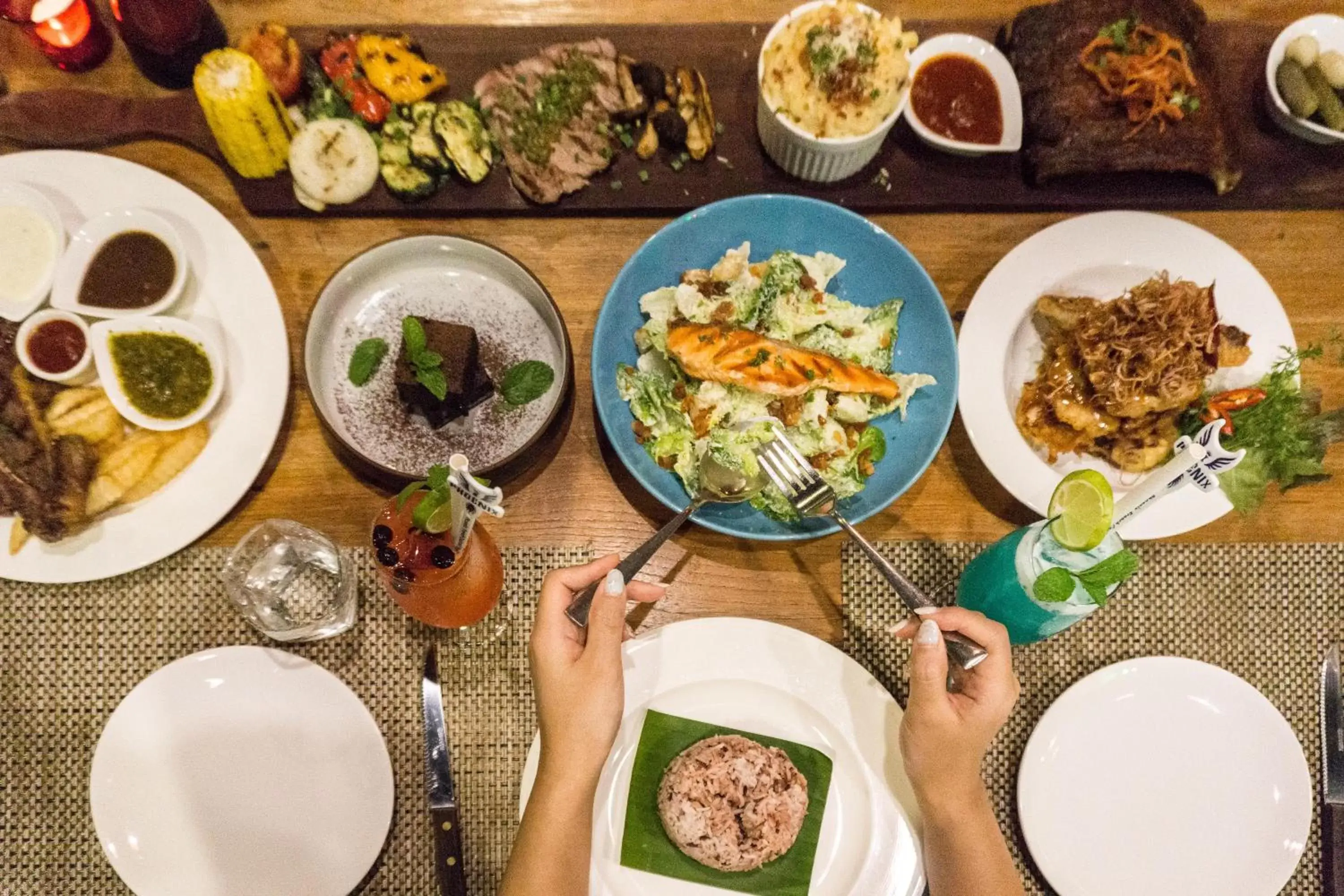 Food and drinks, Lunch and Dinner in Pai Village Boutique Resort