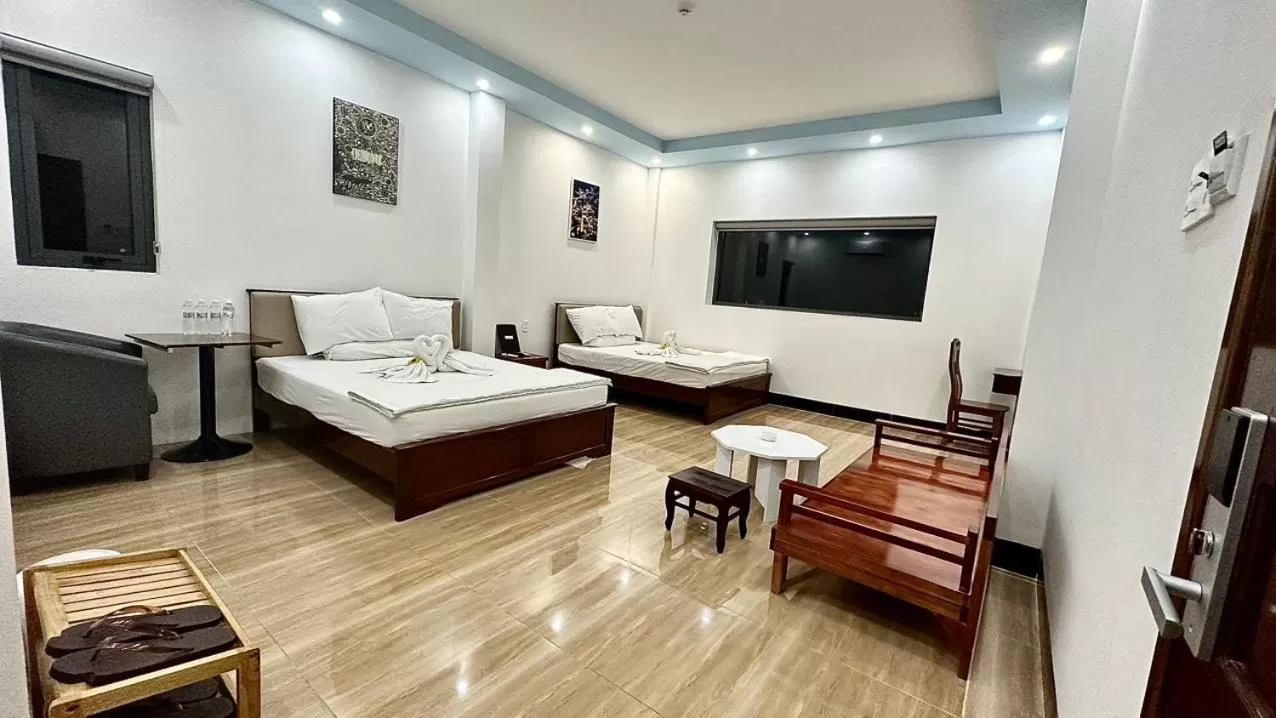 Bedroom, Bed in Khách sạn Anh Tuấn