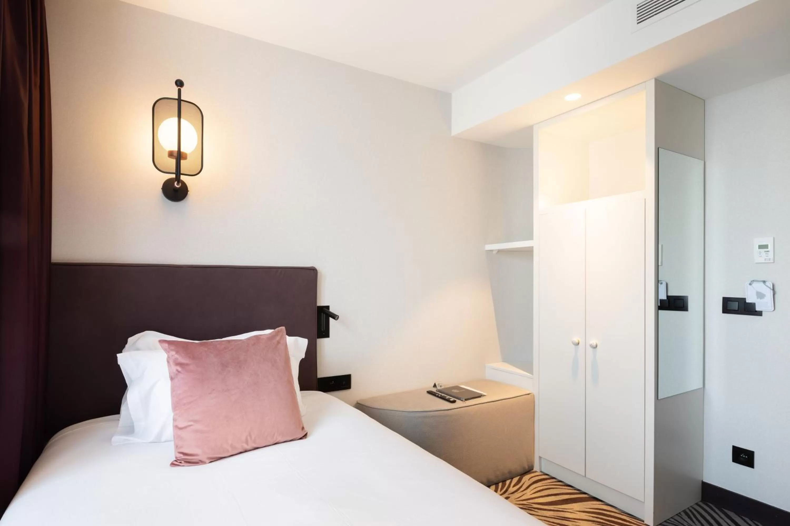 Bed in Hôtel Prince Albert Gare de Lyon