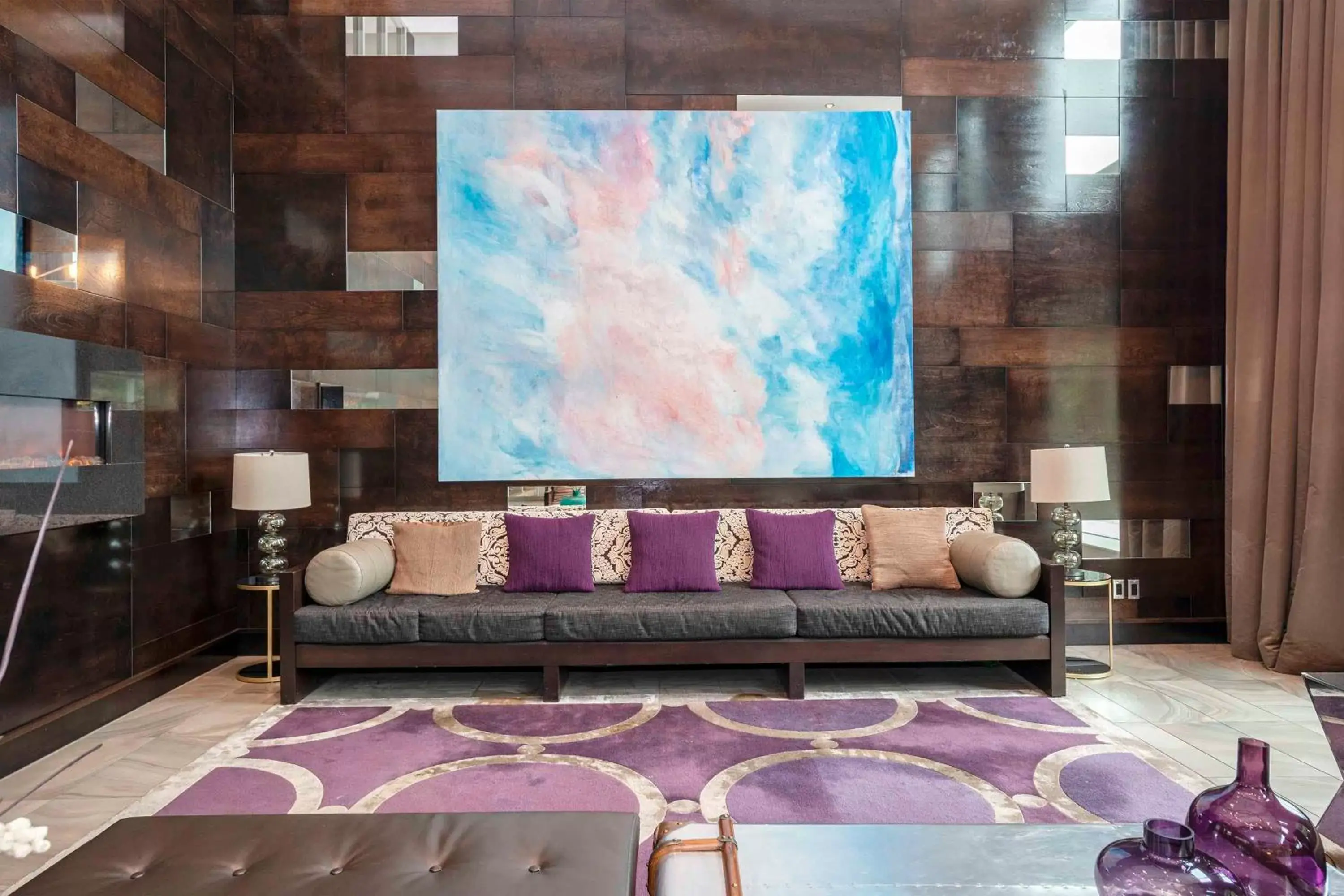 Lobby or reception, Seating Area in Sandman Signature Kamloops Hotel