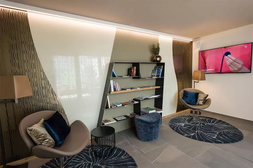 TV and multimedia in Trüffel Hotel