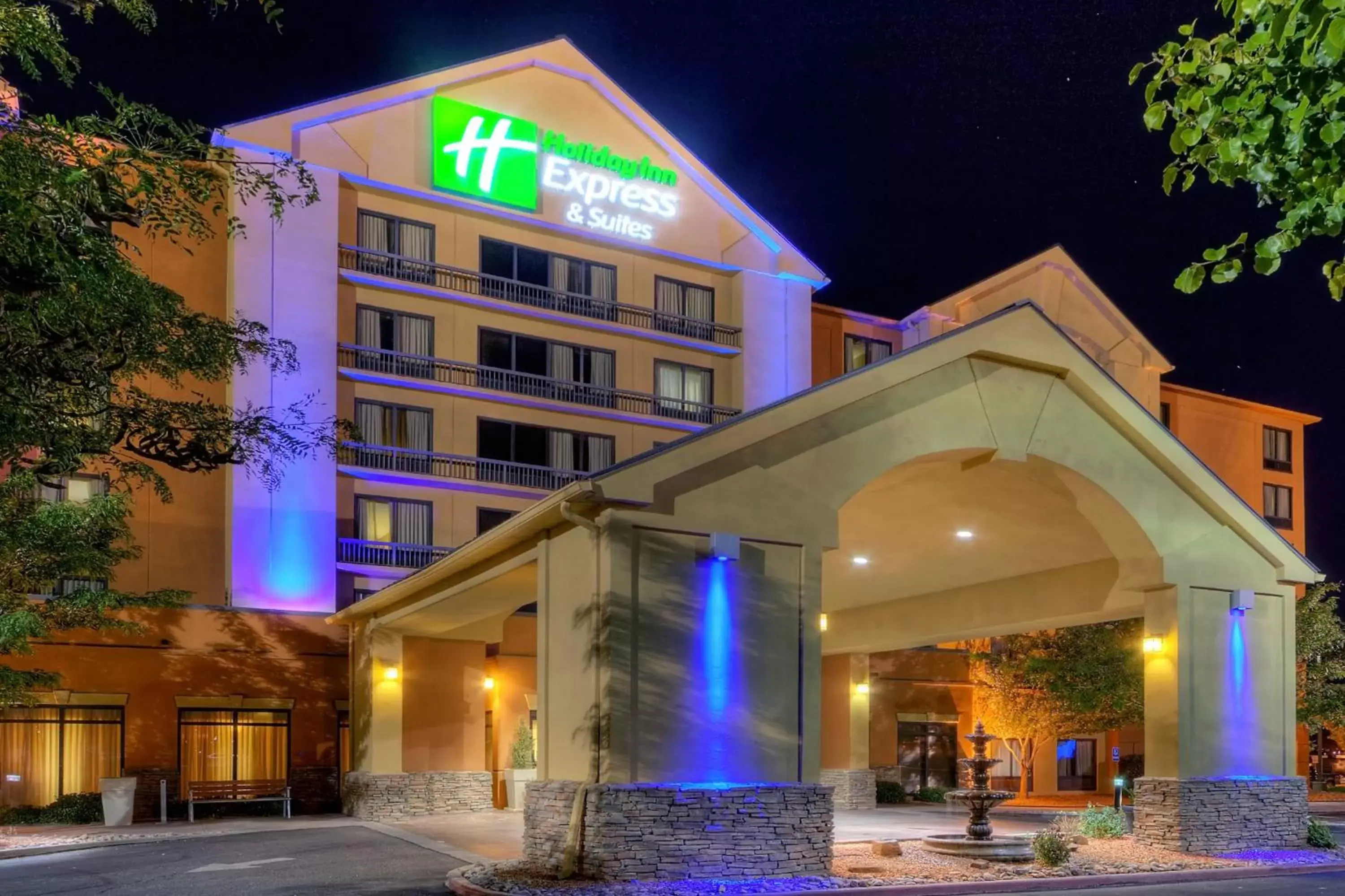 Property Building in Holiday Inn Express Hotel & Suites Albuquerque Midtown, an IHG Hotel