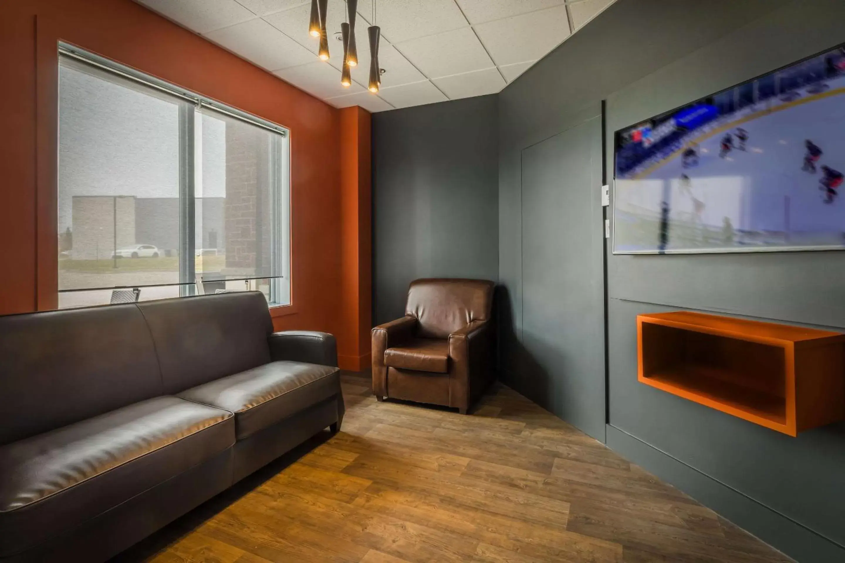 Lobby or reception, Seating Area in Quality Inn & Suites Victoriaville