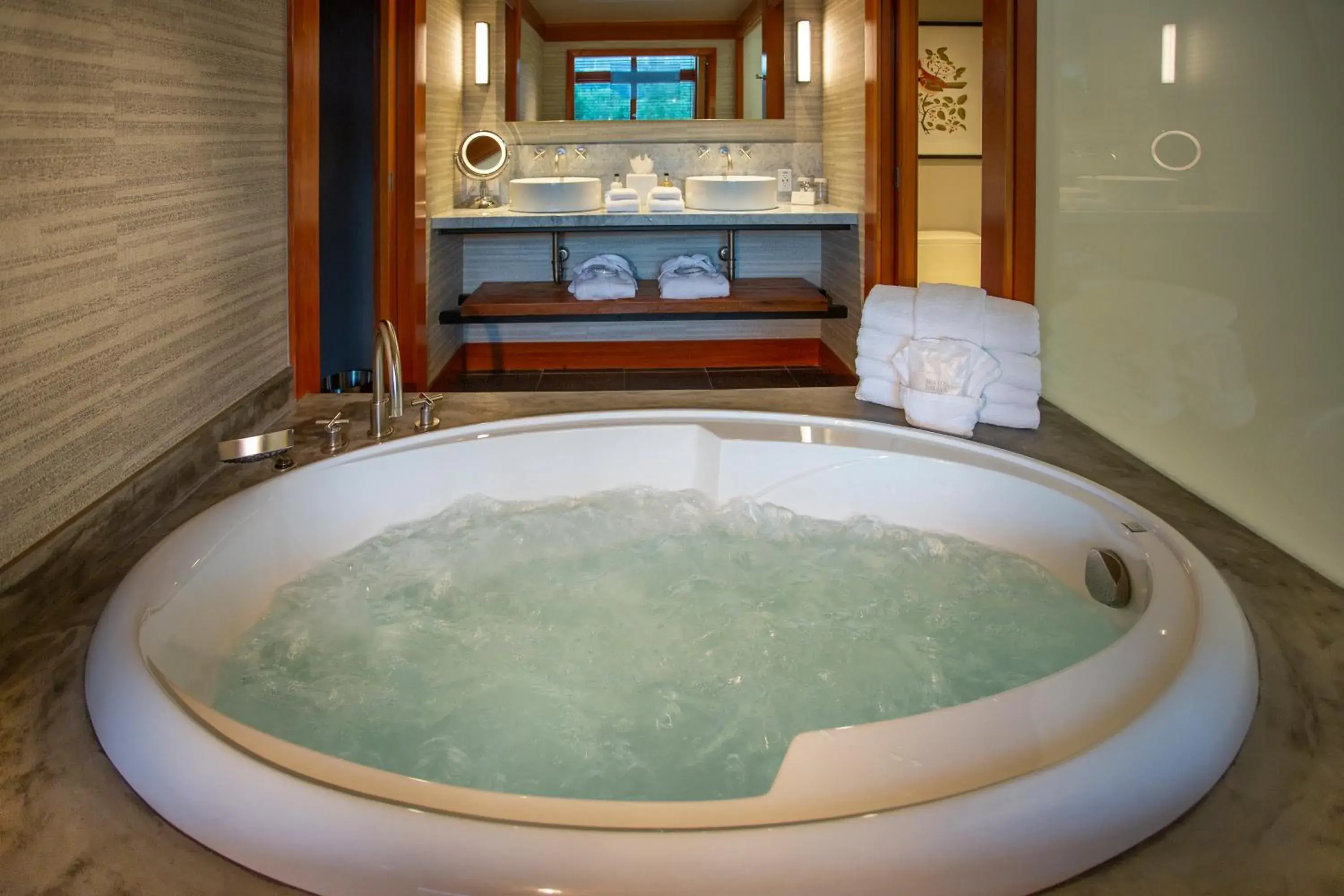 Bath in Willows Lodge