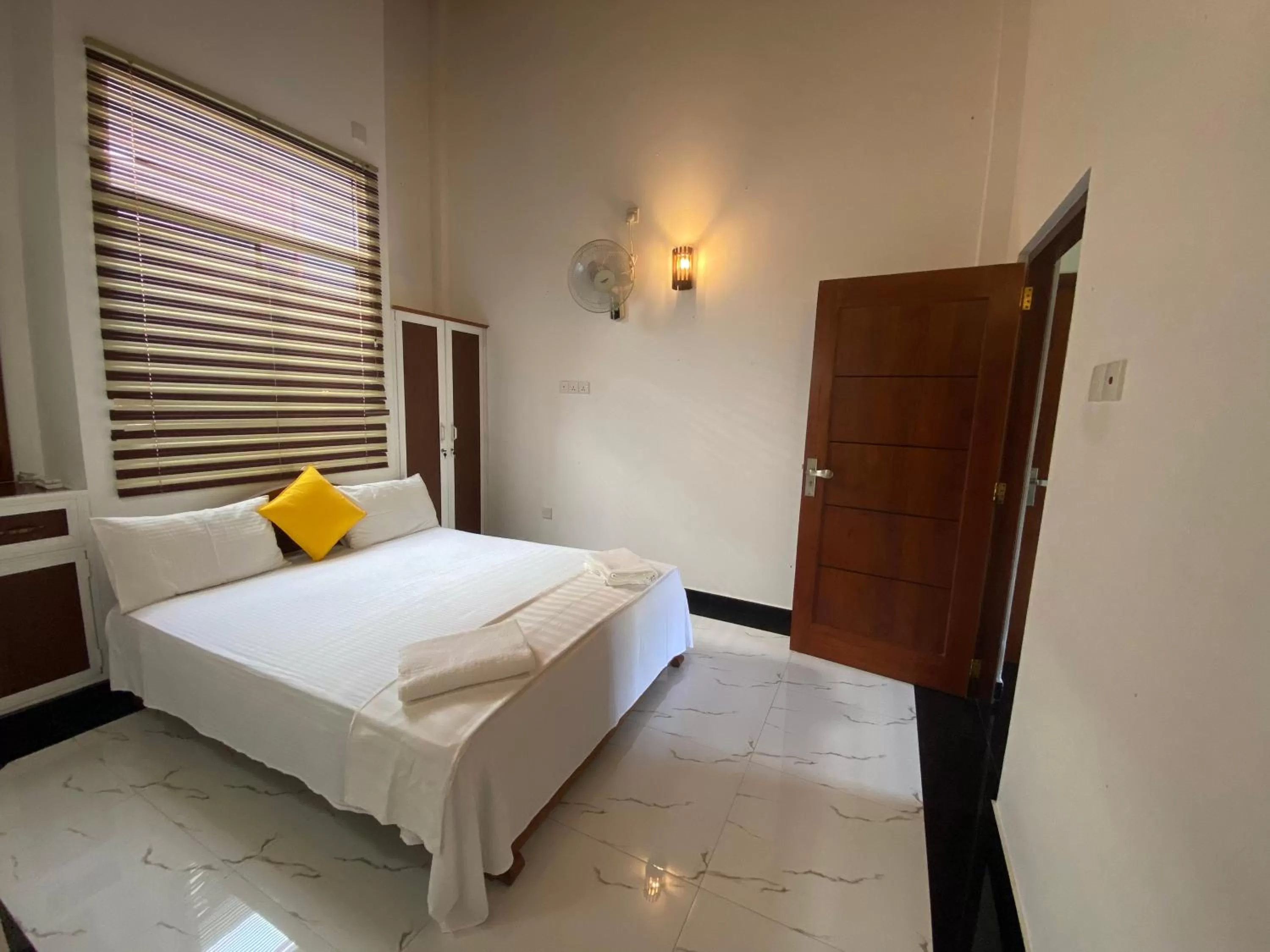 Bed in The Kingslayer Resort