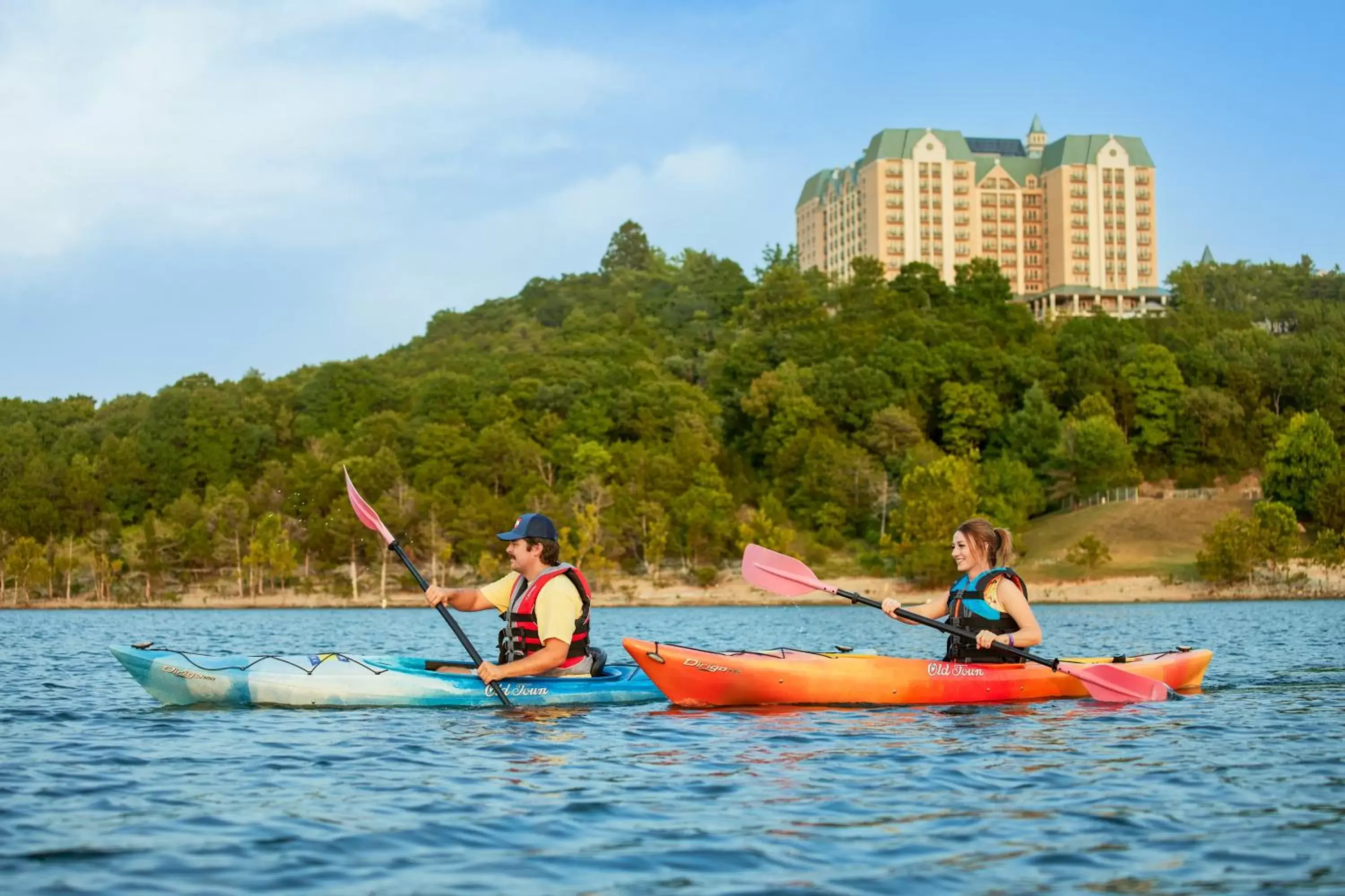 Activities, Canoeing in Chateau on the Lake Resort Spa and Convention Center