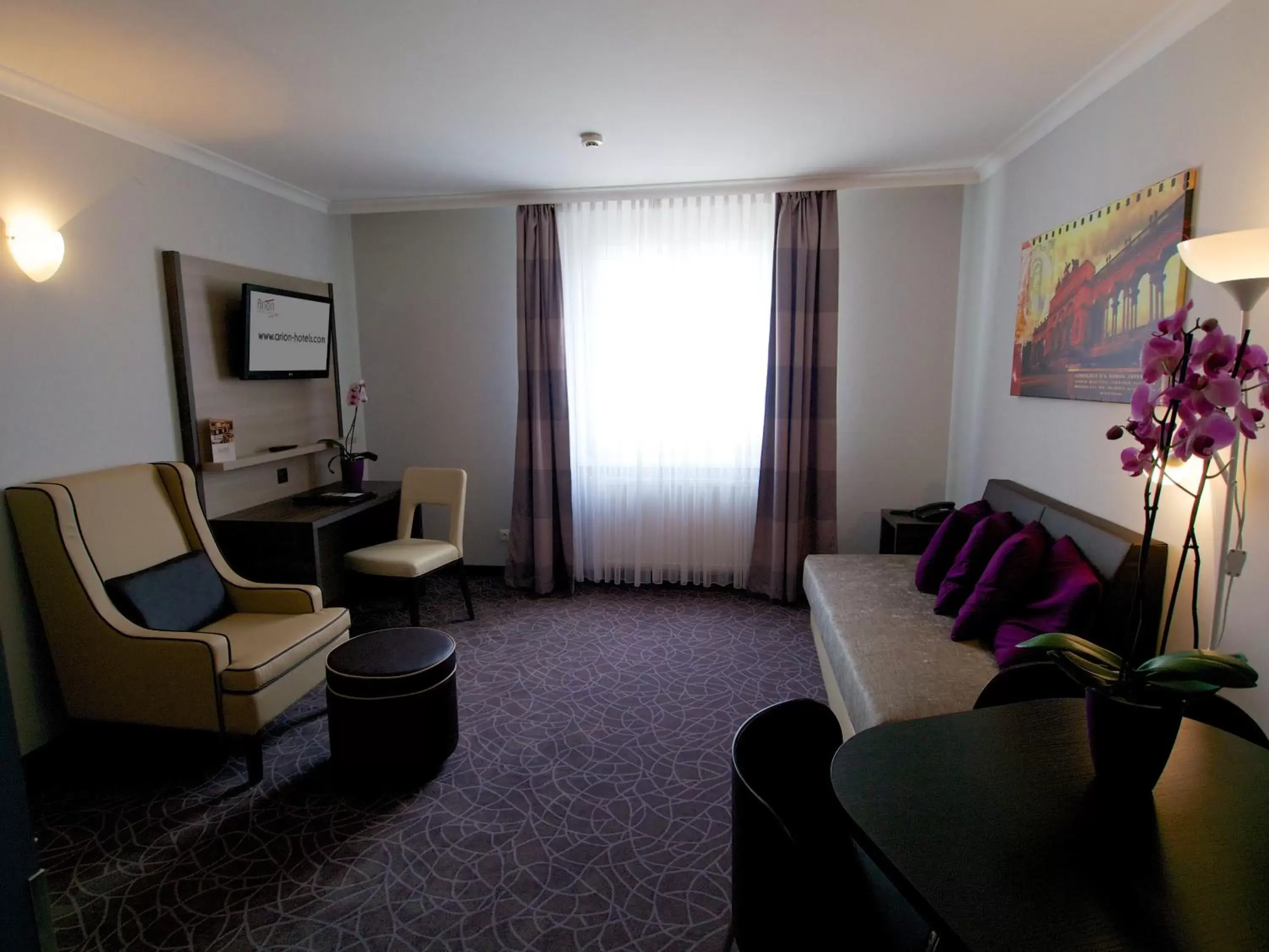 Photo of the whole room, Seating Area in Arion Cityhotel Vienna und Appartements