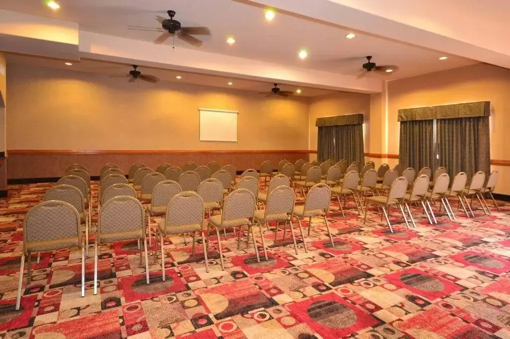 Meeting/conference room in Best Western Casa Villa Suites