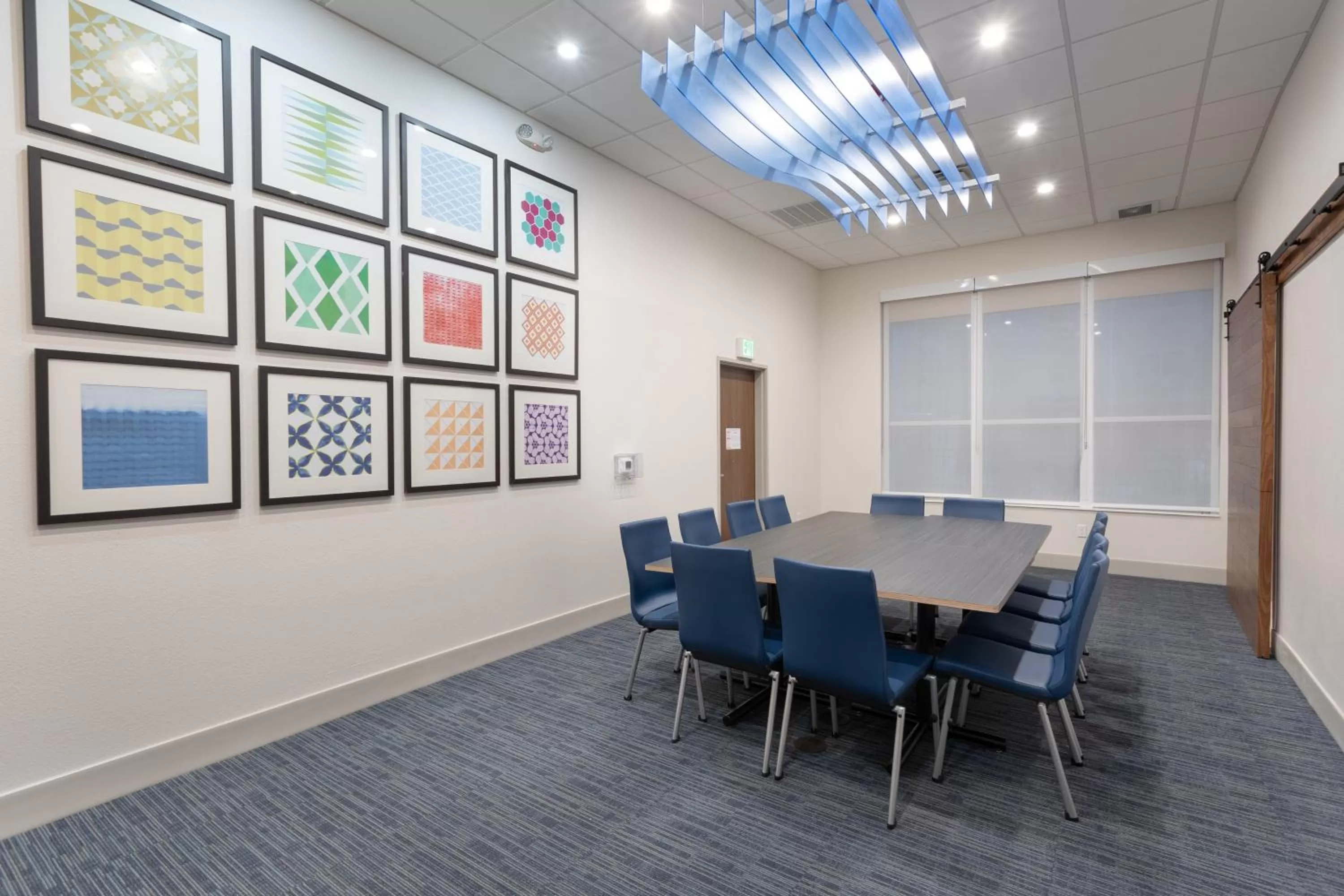 Meeting/conference room in Holiday Inn Express & Suites - Firestone - Longmont by IHG