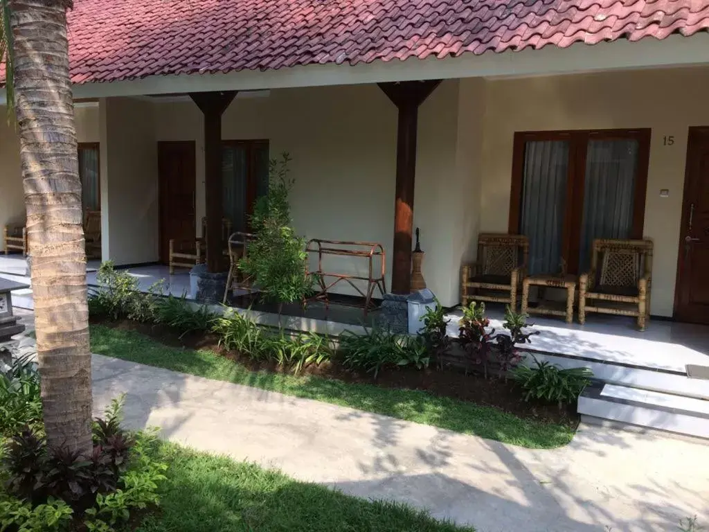 Basic Double Room in Astina Hotel Basic Double Room in Astina Hotel