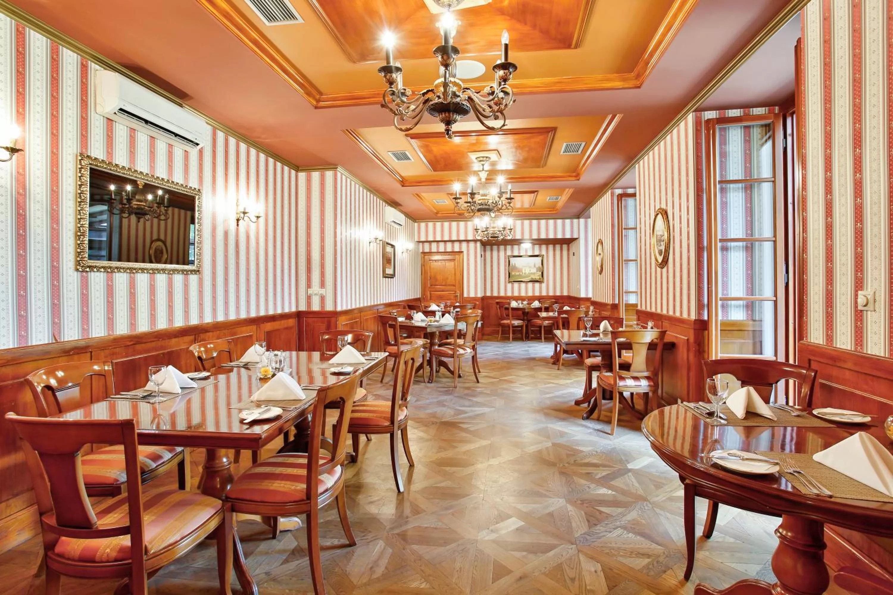 Restaurant/places to eat in Chateau St. Havel - Wellness Hotel