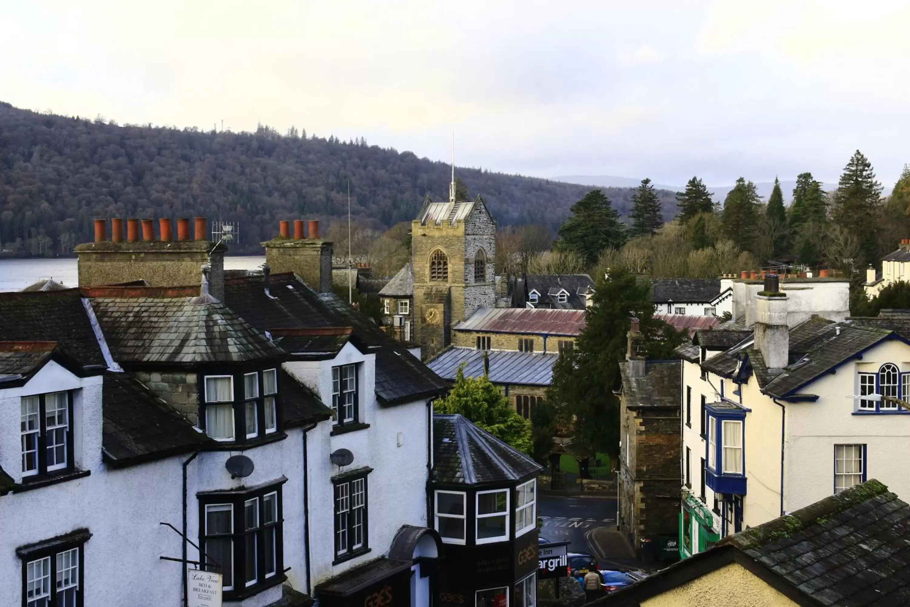 Neighbourhood in The Royal Oak Inn