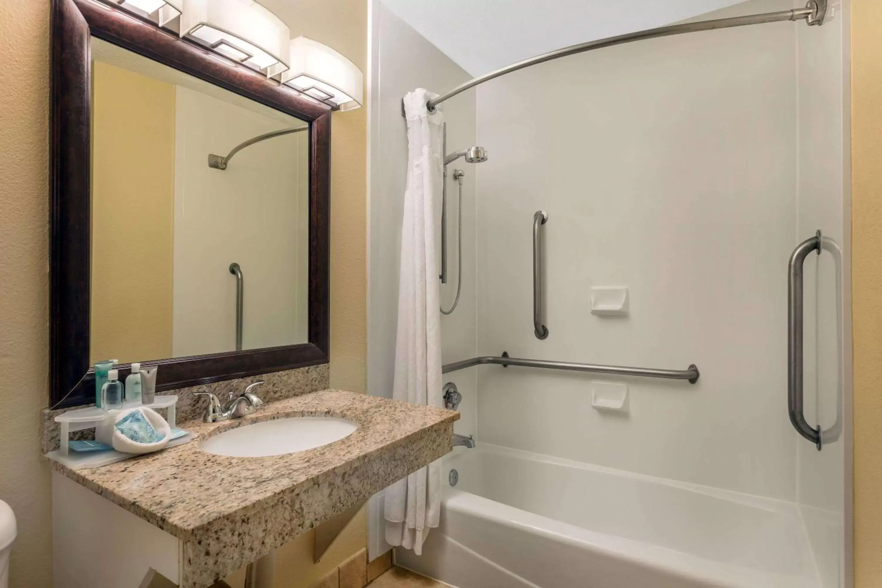 Bathroom in Wyndham Garden Summerville