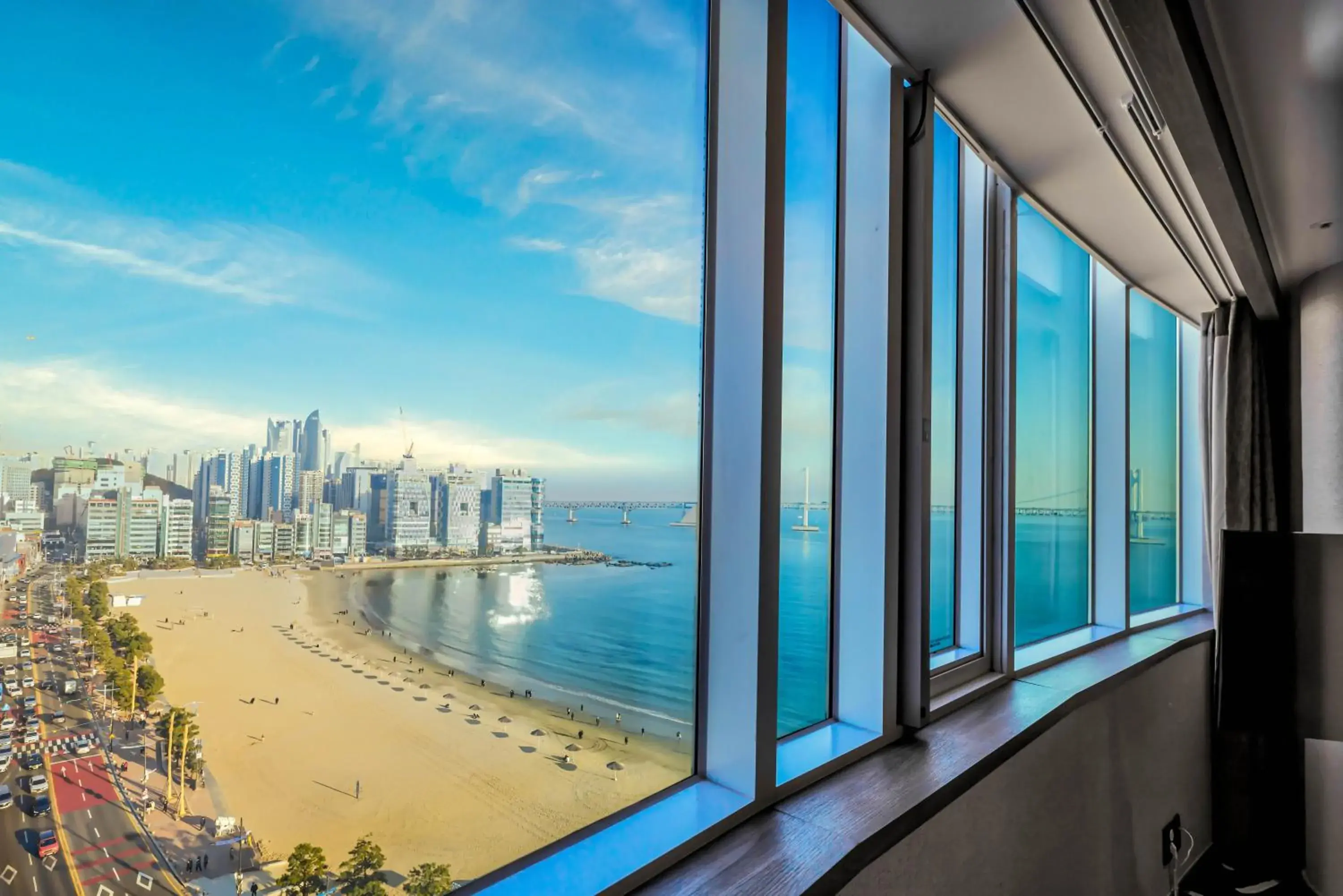 Landmark view in Kent Hotel Gwangalli by Kensington Landmark view in Kent Hotel Gwangalli by Kensington