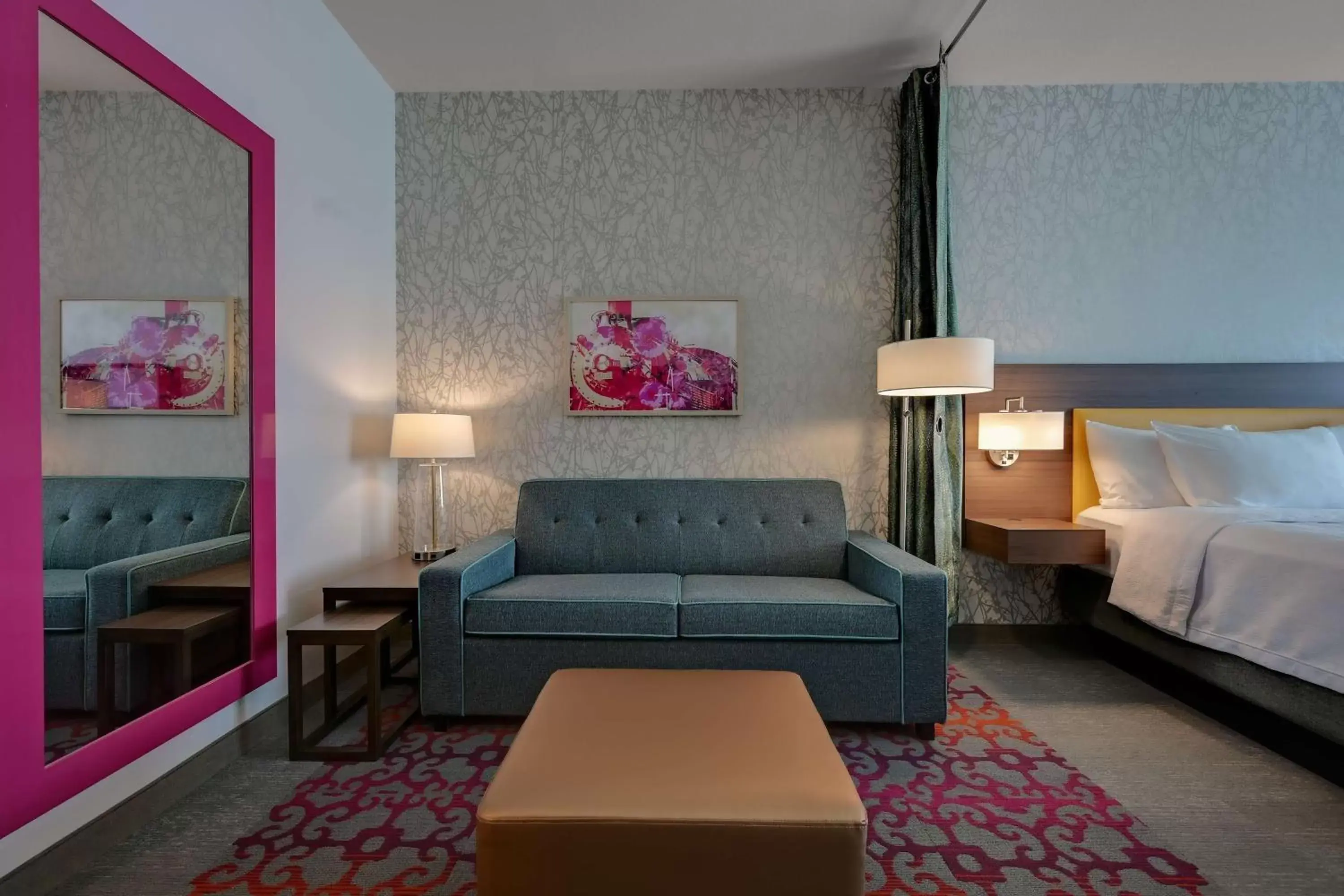 Living room, Bed in Home2 Suites By Hilton Temple Living room, Bed in Home2 Suites By Hilton Temple