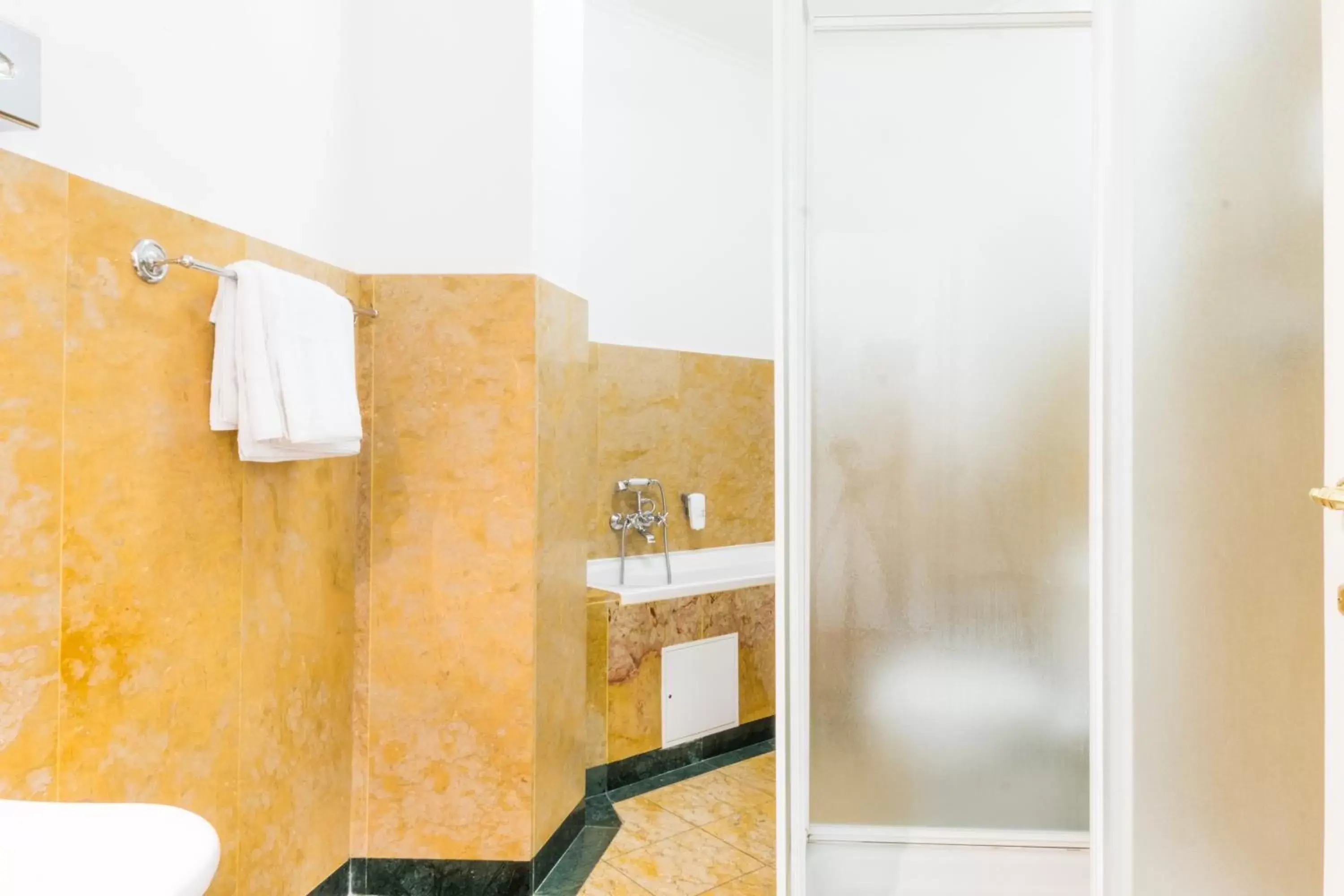 Bathroom in Charles Bridge Palace