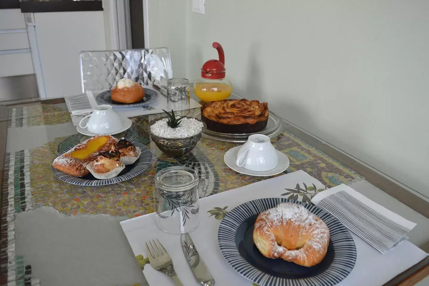 Breakfast, Food in Riflessi d'Arte