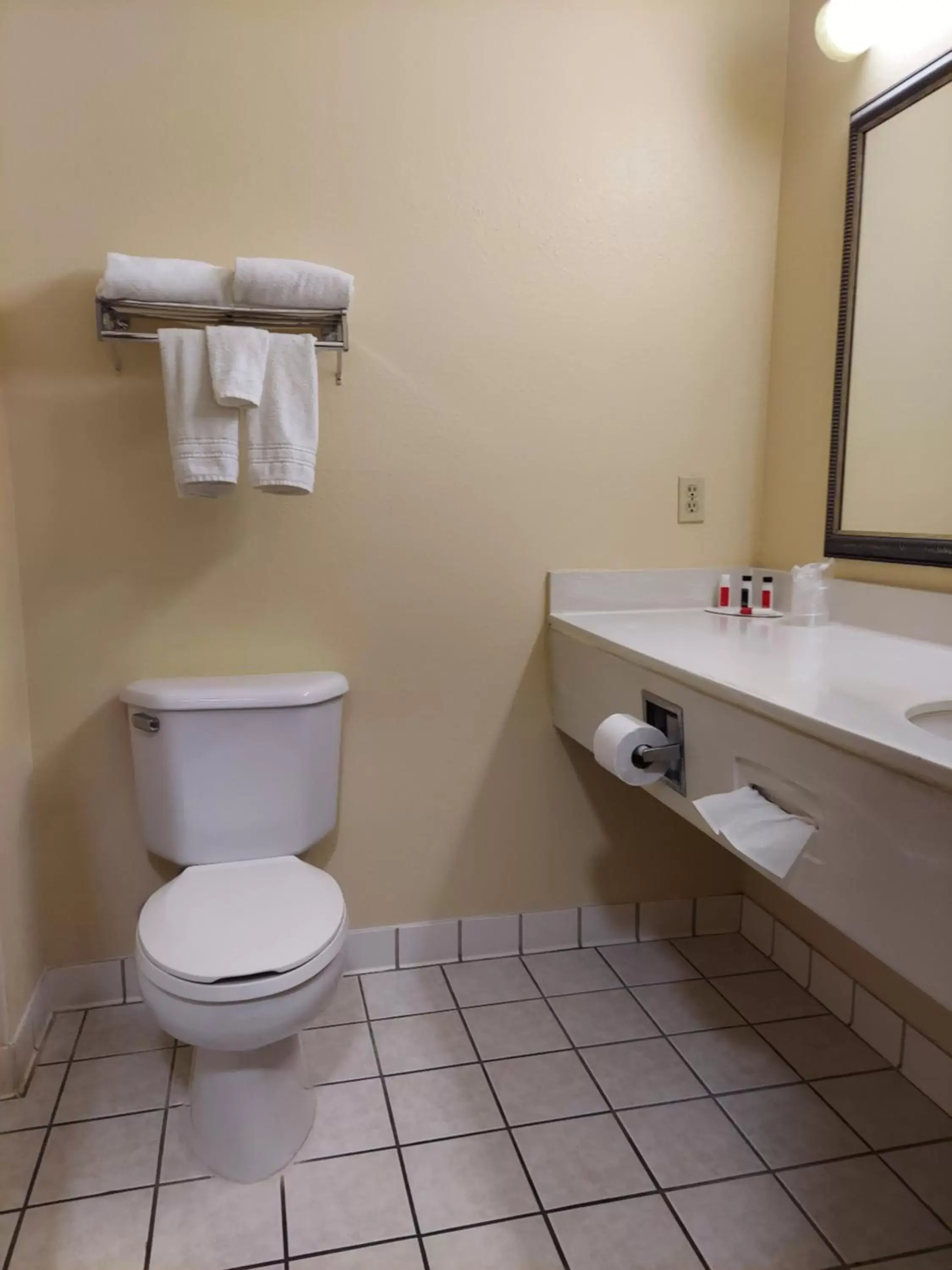 Bathroom in Baymont by Wyndham Portage Bathroom in Baymont by Wyndham Portage