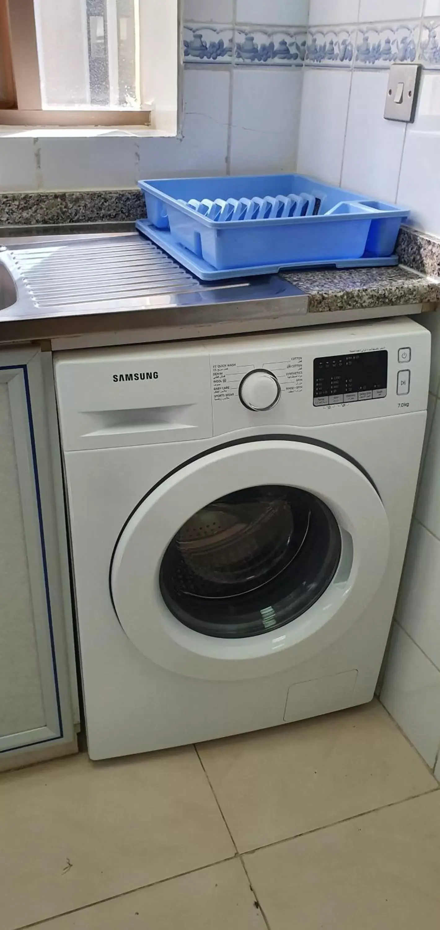 washing machine, Kitchen/Kitchenette in Ivory Hotel Apartments