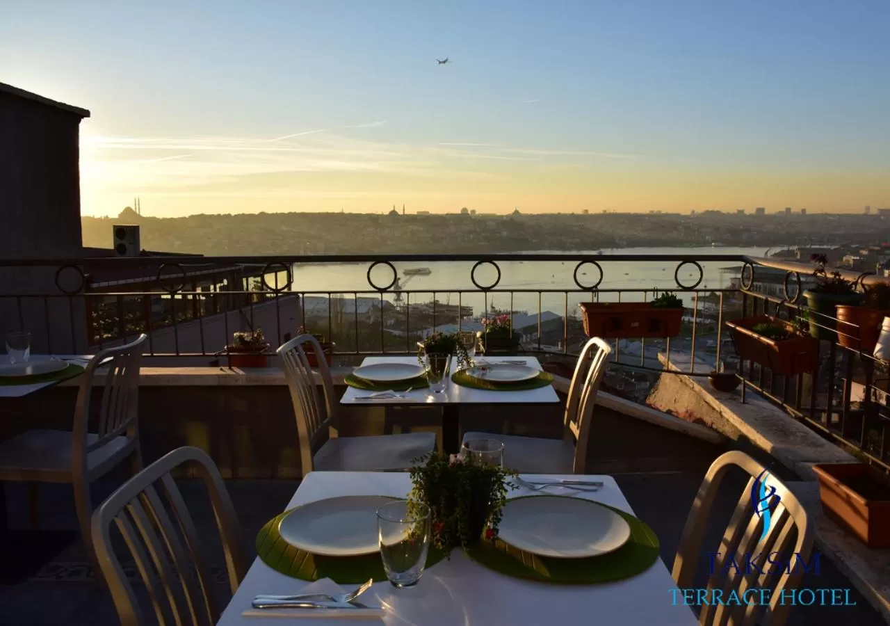 Nearby landmark, Restaurant/Places to Eat in Taksim Terrace Hotel