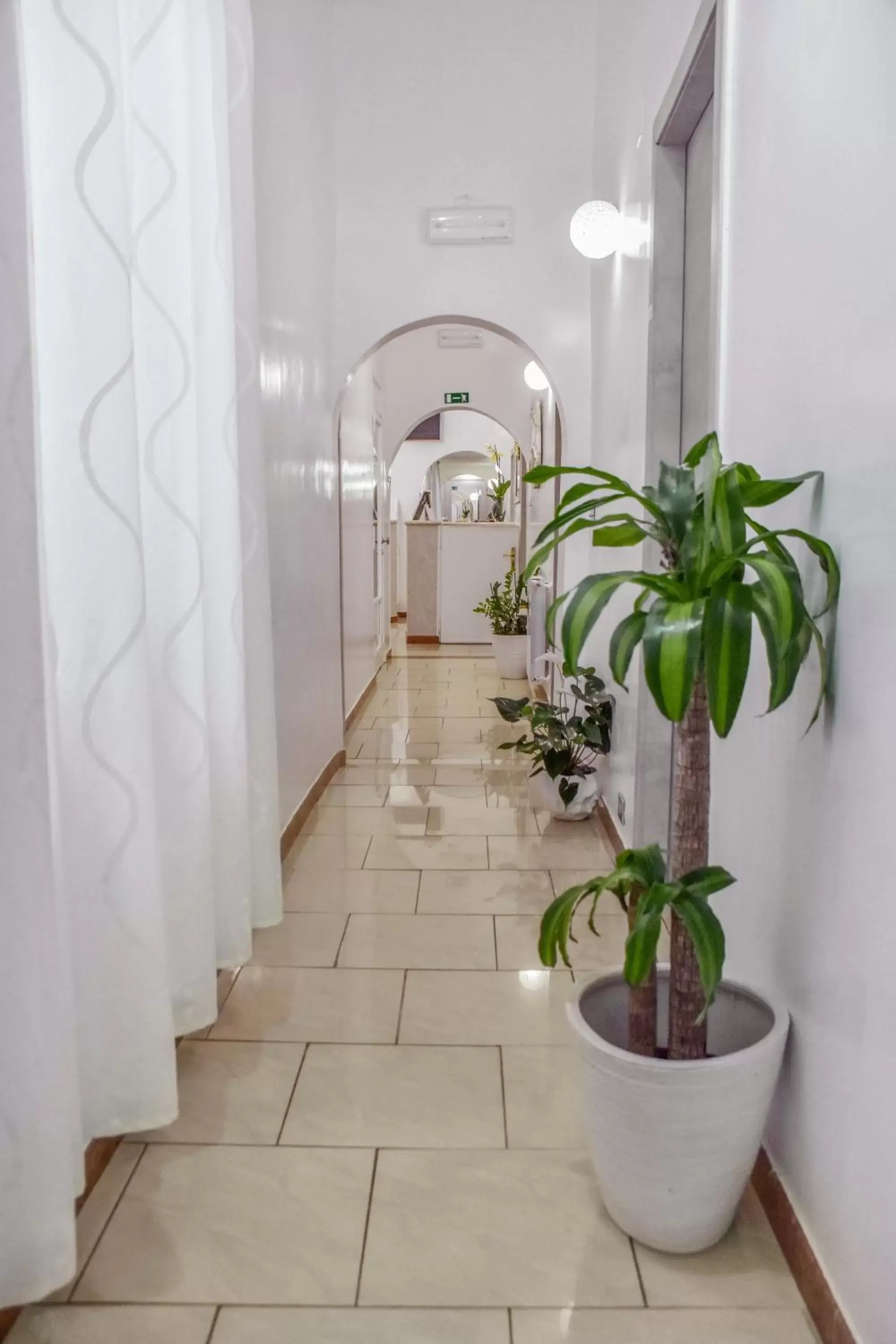 Lobby or reception, Bathroom in Hotel Sol Levante