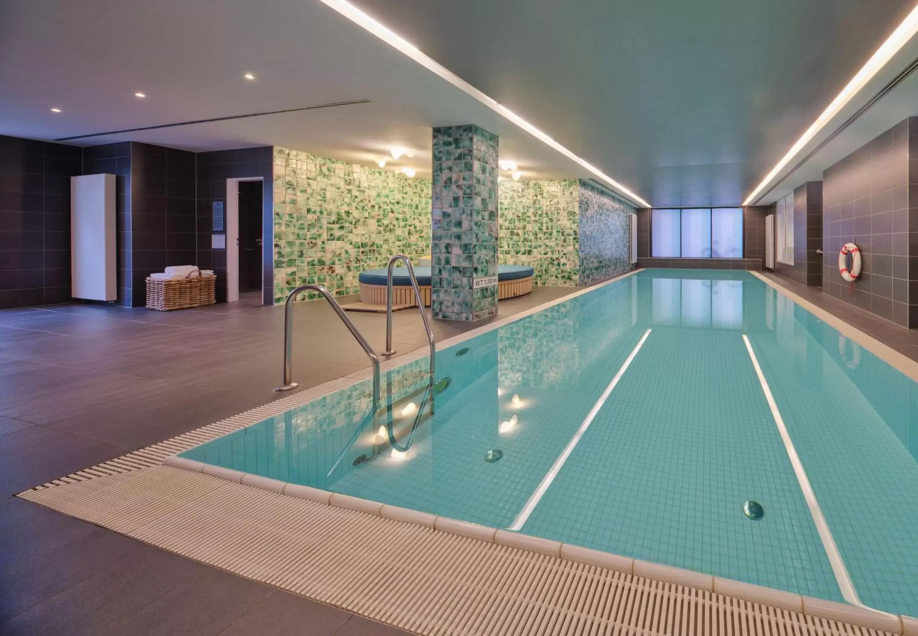 Pool view, Swimming Pool in Adina Apartment Hotel Hamburg Michel