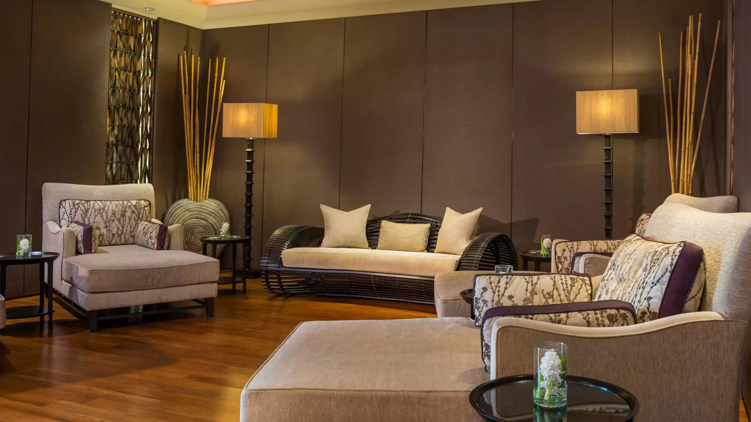 Massage, Seating Area in Siam Kempinski Hotel Bangkok - SHA Extra Plus Certified