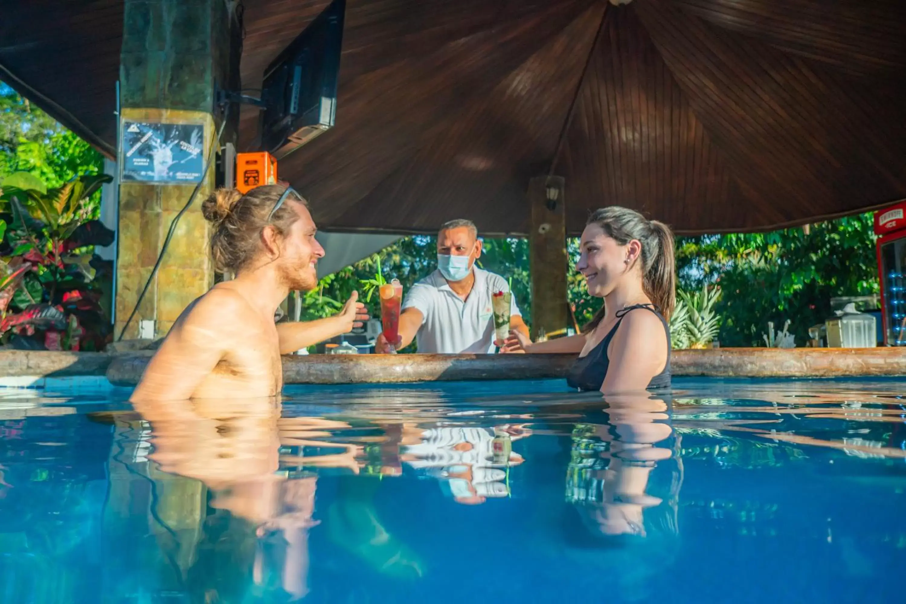 Lounge or bar, Swimming Pool in Montaña de Fuego All Inclusive