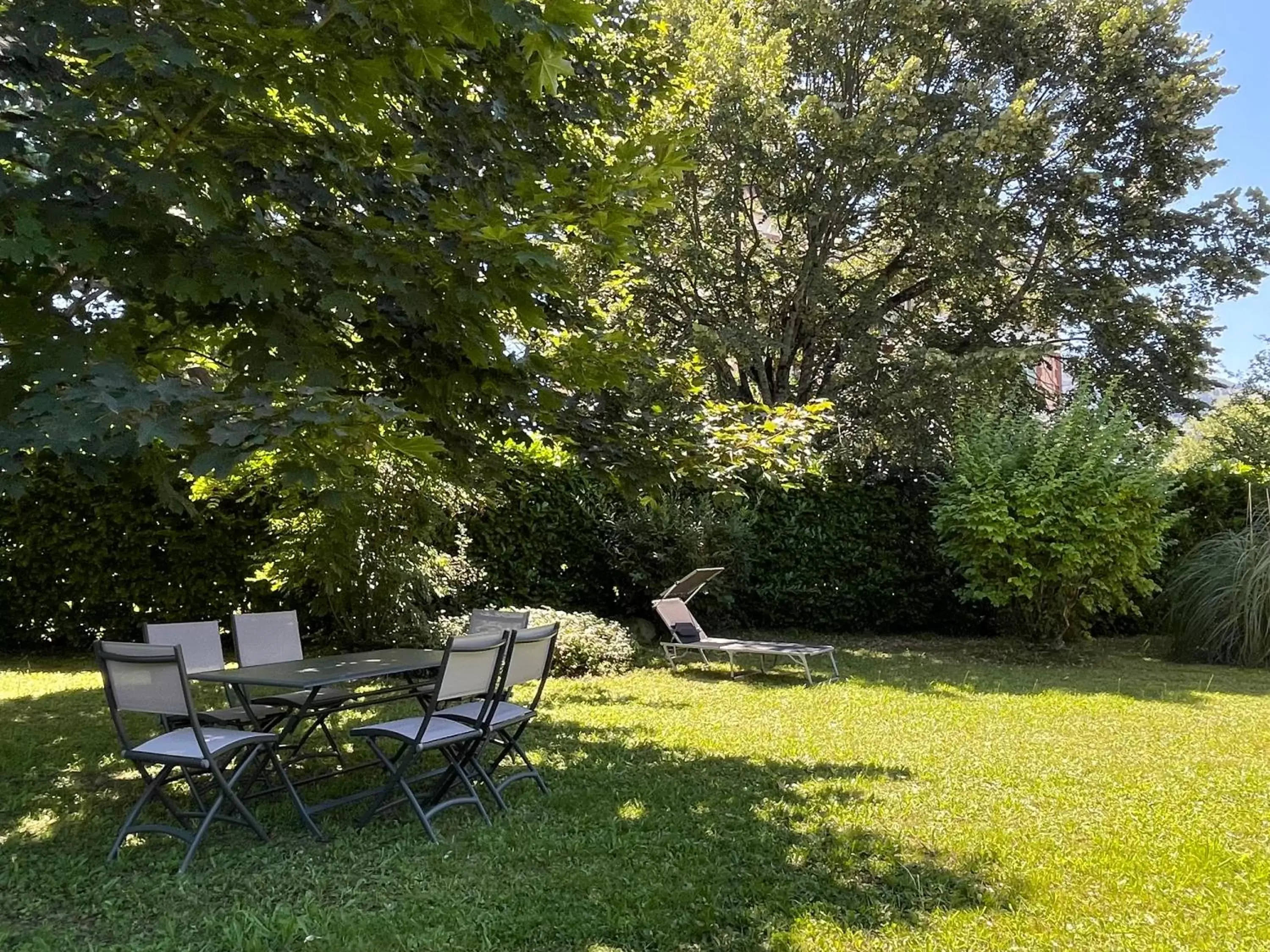 Spring, Garden in VILLA BONVOULOIR