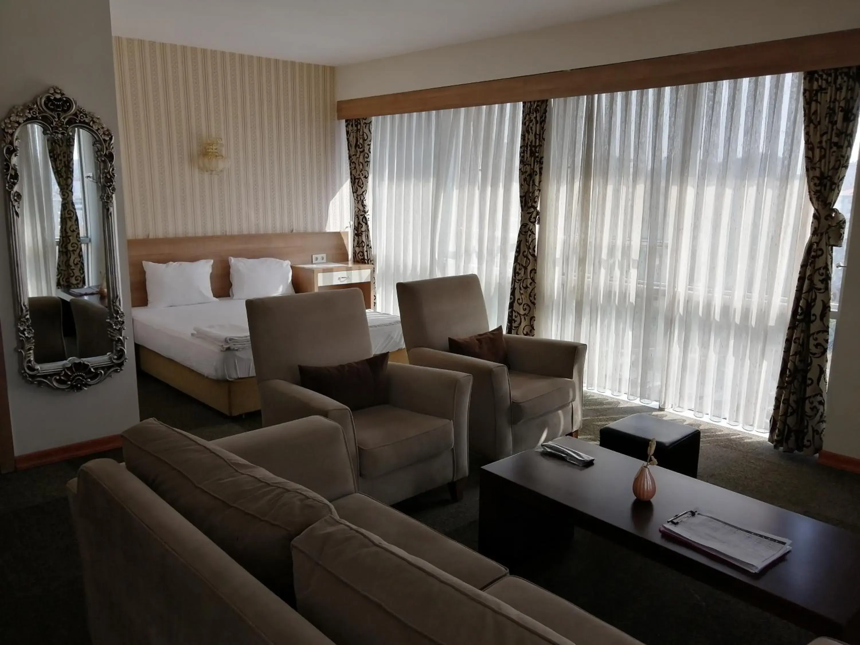 Bed in Nice Royal Bed in Nice Royal