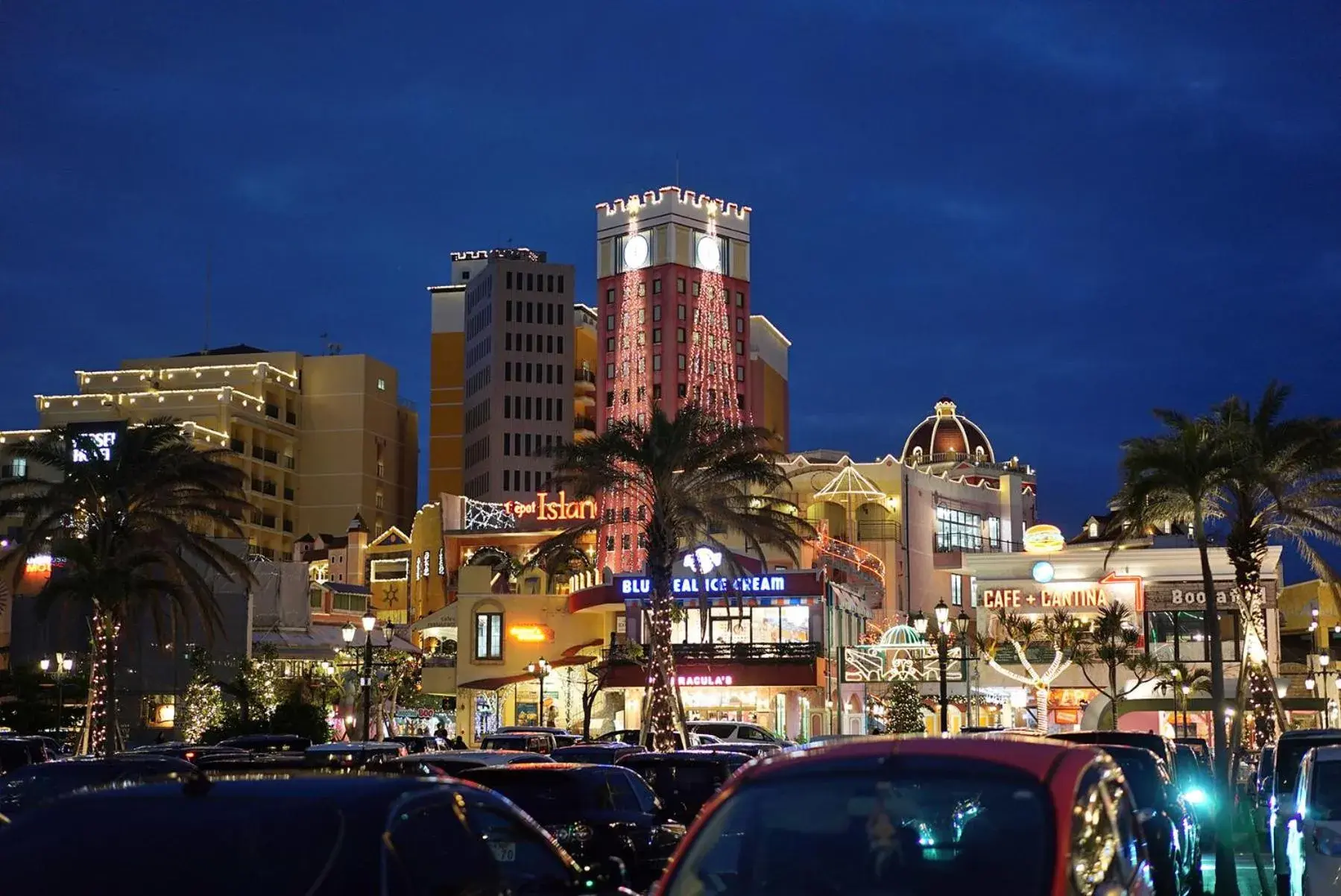 Nearby landmark in HOTEL SANSUI NAHA　Ryukyu Hot Spring Naminoueyu