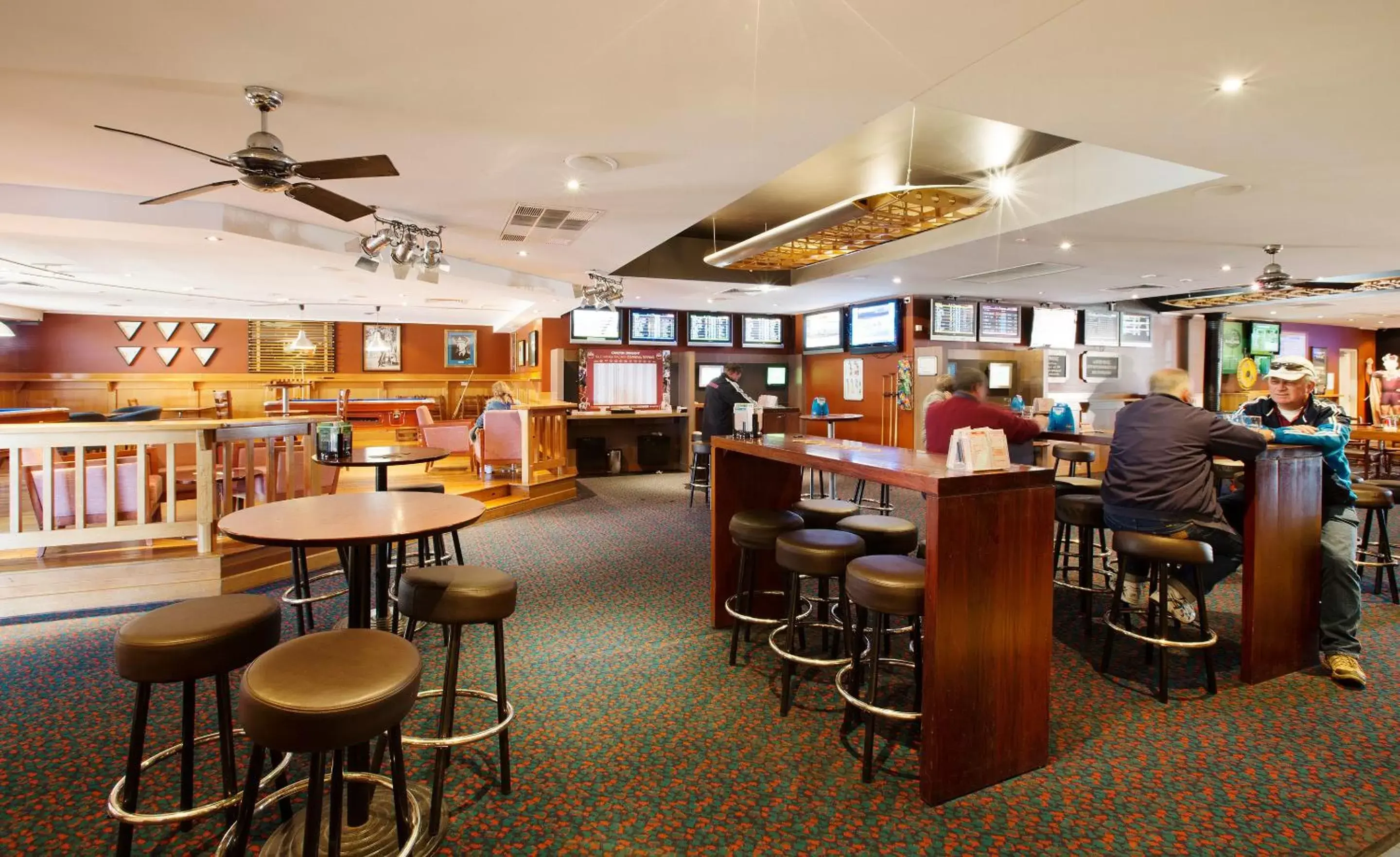 Lounge or bar, Restaurant/Places to Eat in Wilsonton Hotel Toowoomba