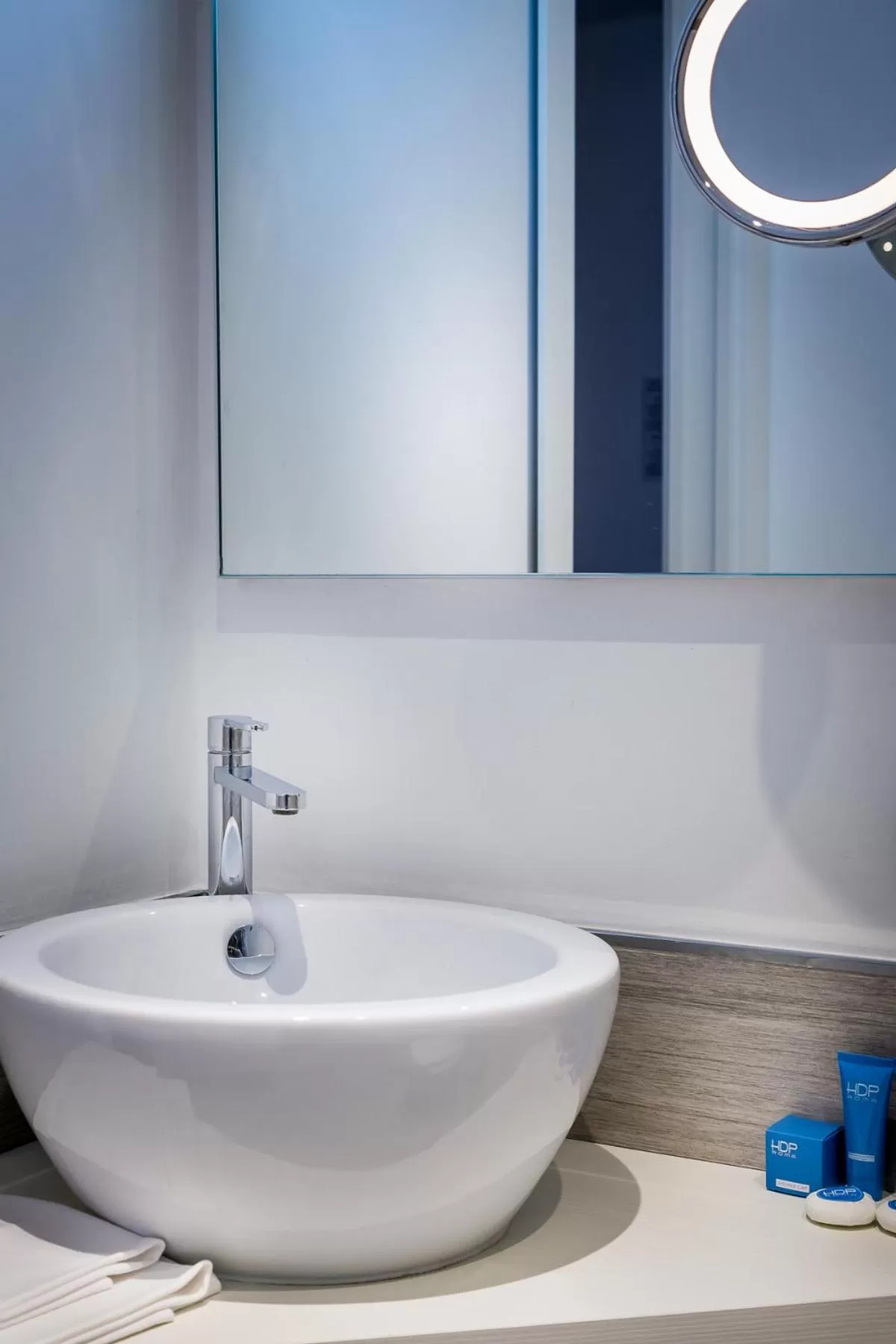 Bathroom in Hotel De Petris