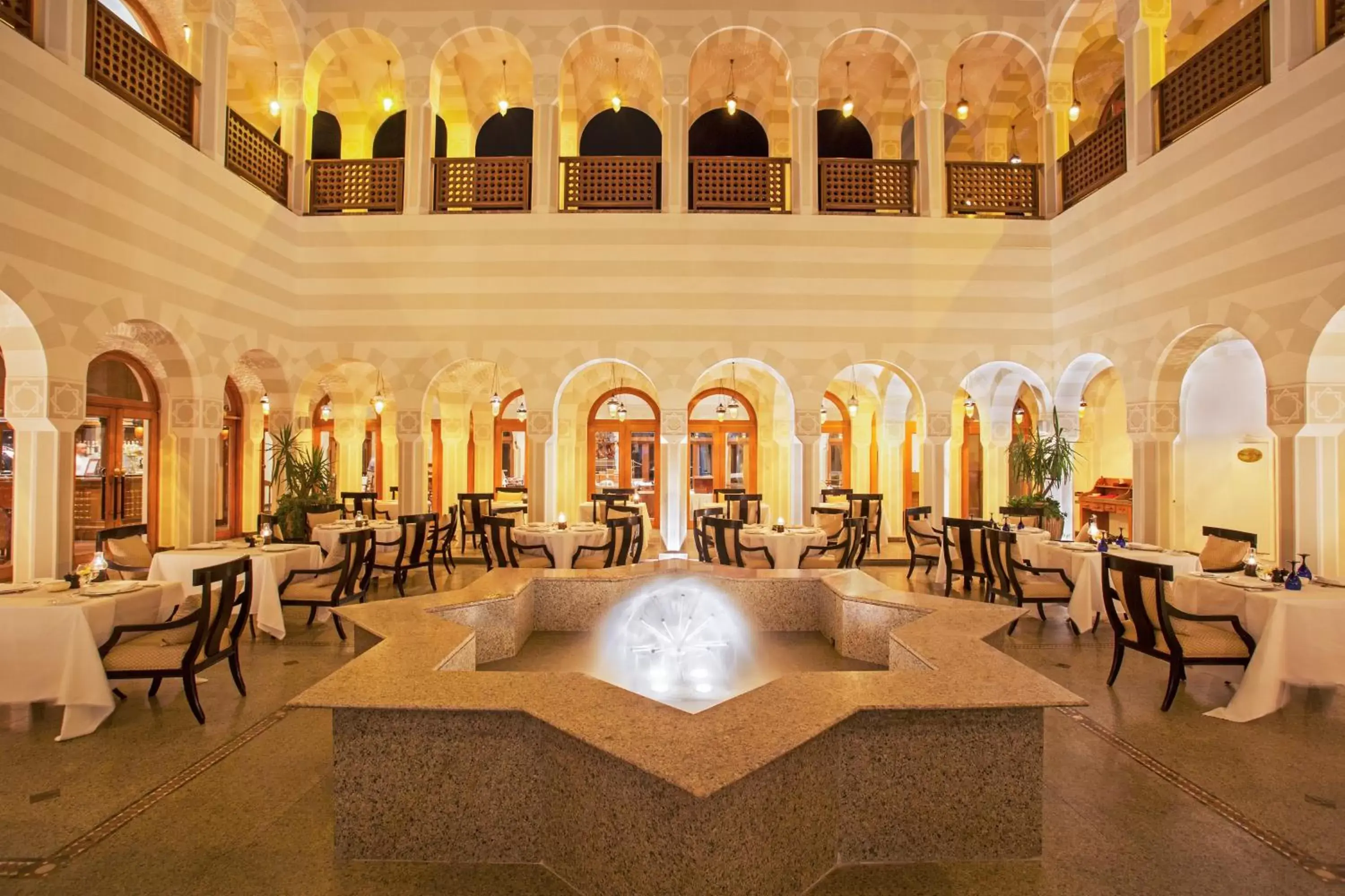 Dining area, Restaurant/Places to Eat in The Oberoi Beach Resort, Sahl Hasheesh