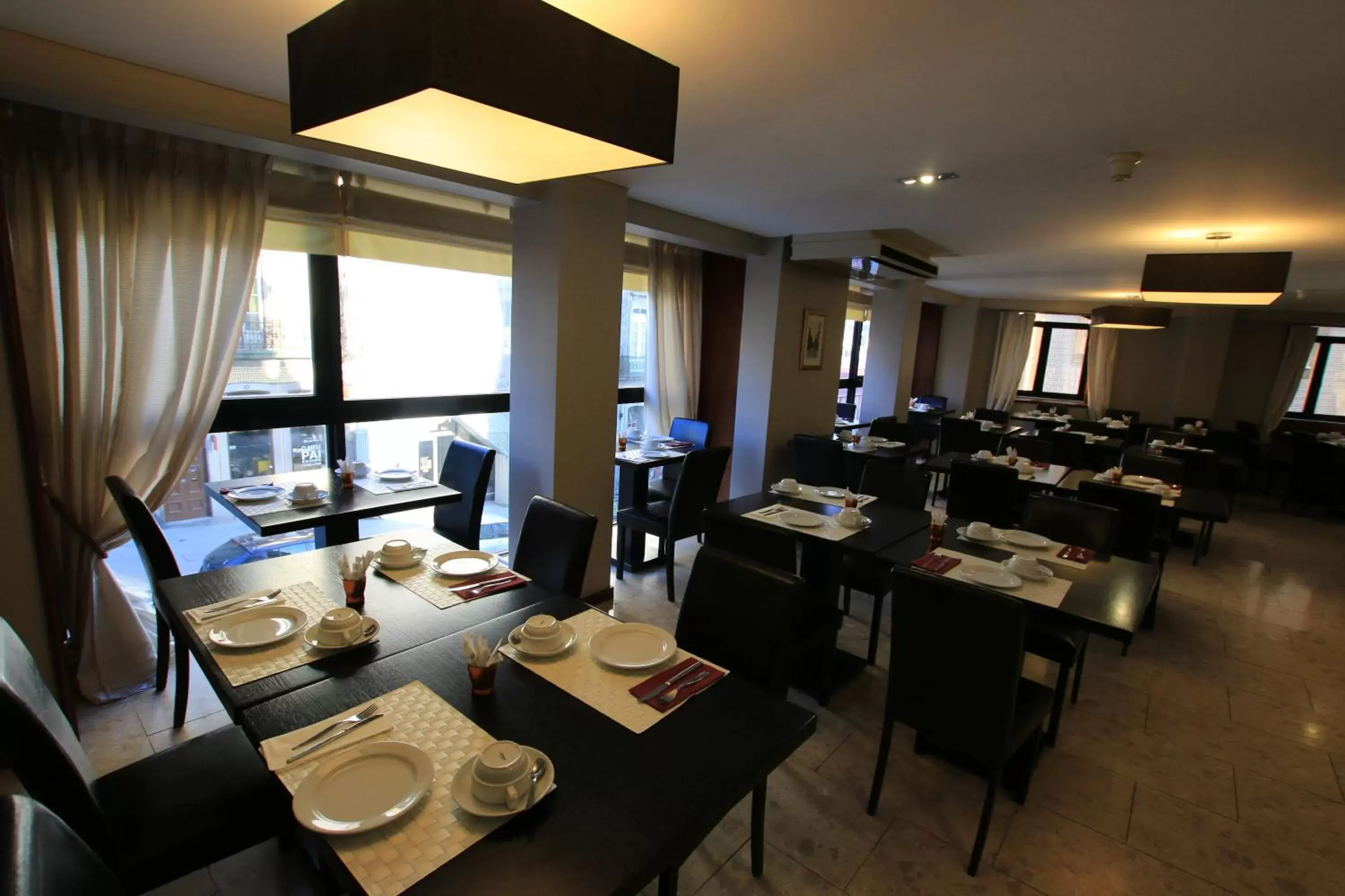 Restaurant/Places to Eat in Hotel da Bolsa