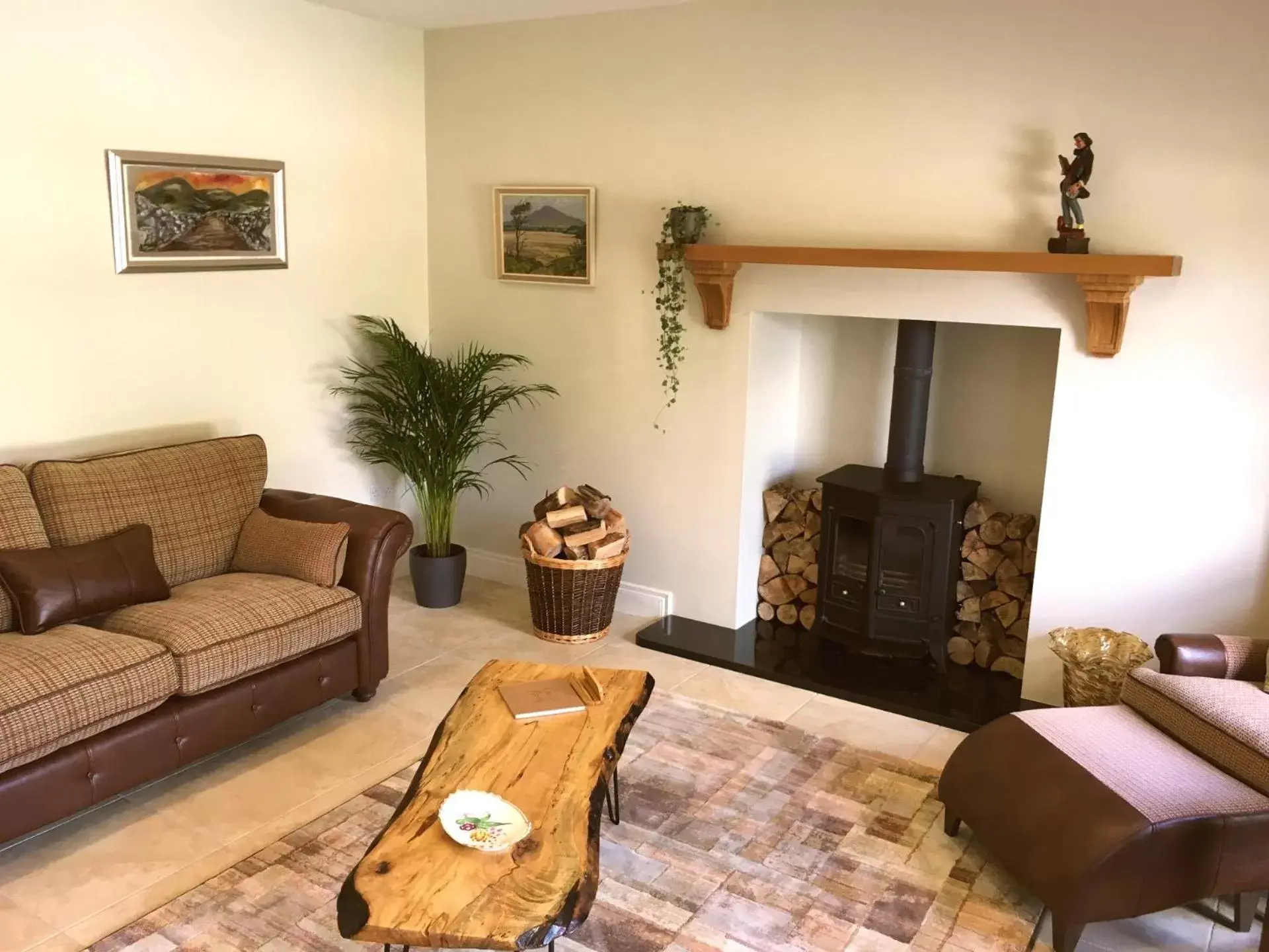 Living room, Seating Area in Mourne Country House Bed and Breakfast