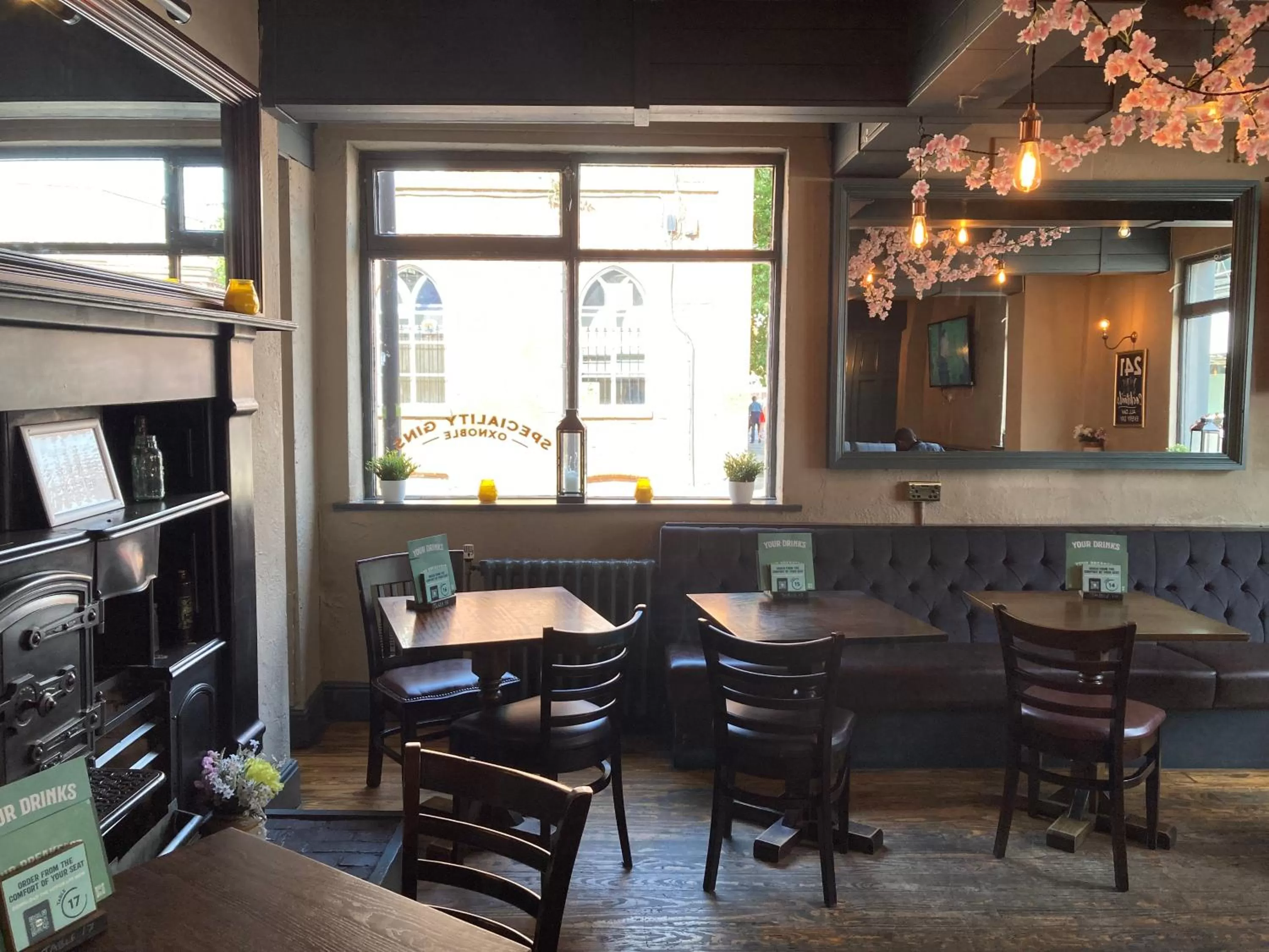 Restaurant/places to eat in The Oxnoble