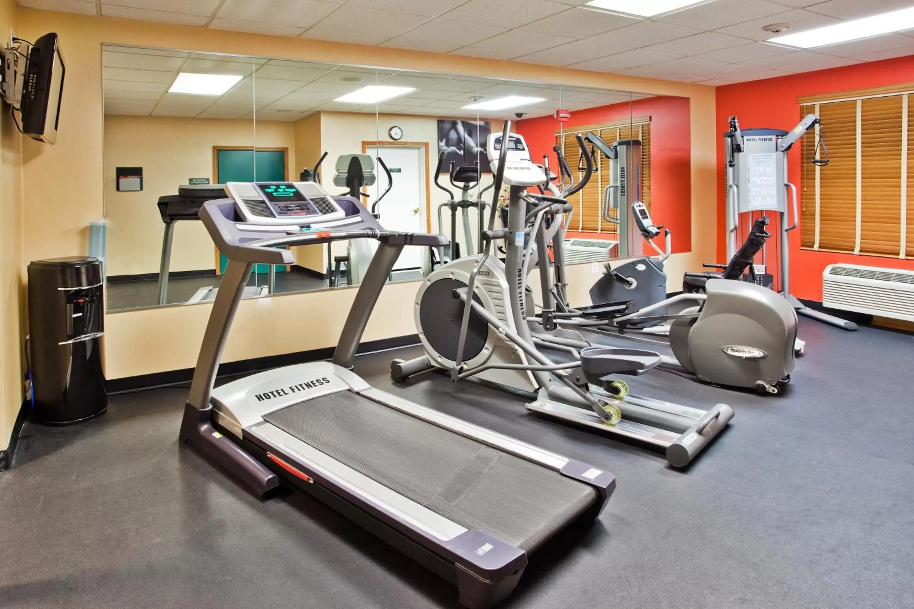 Fitness centre/facilities, Fitness Center/Facilities in Wingate by Wyndham Waldorf - Washington DC Area